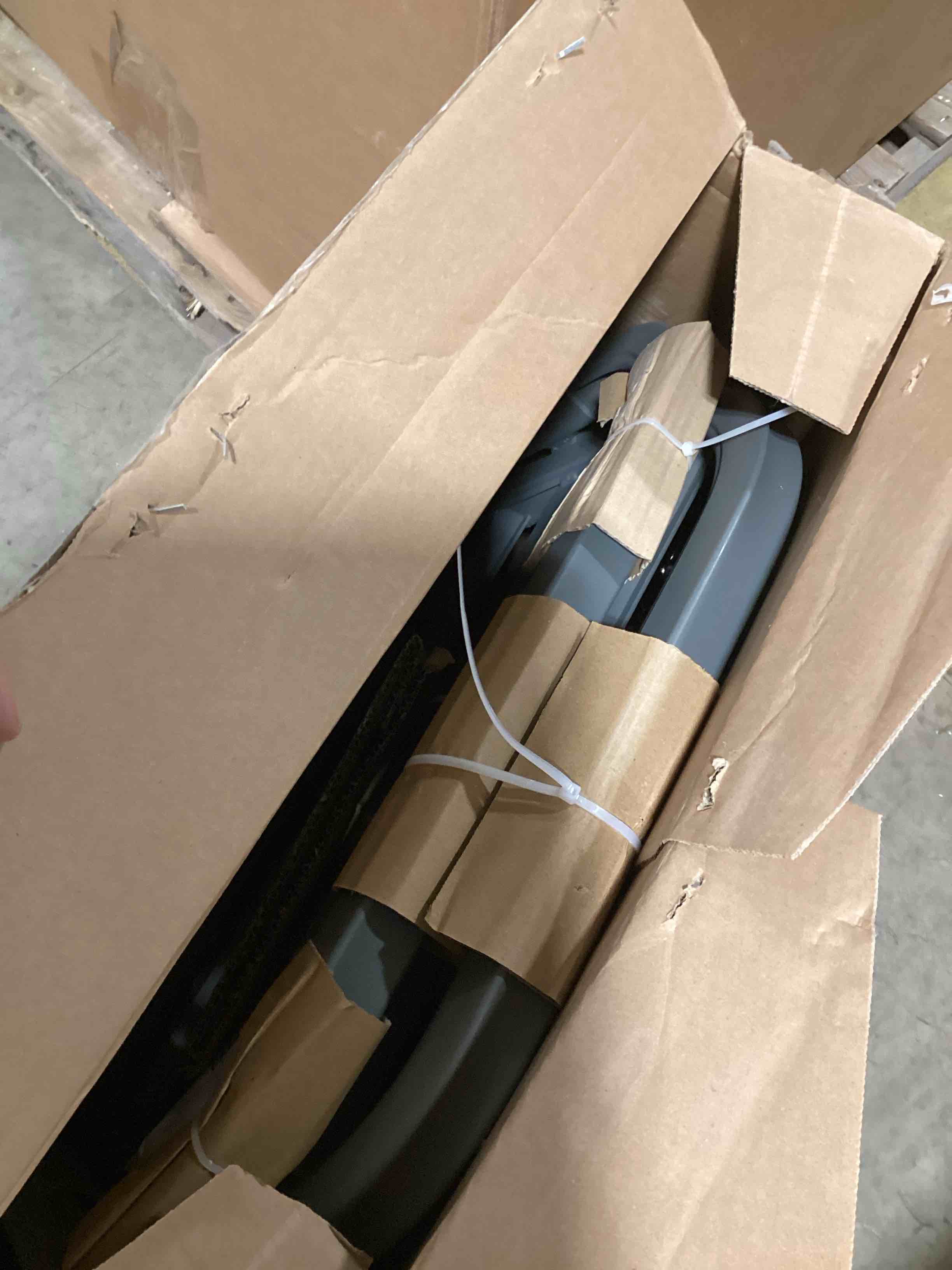 https://s3.amazonaws.com/lotting-images-prod/bidfta/PPE3209110_1760382529737.jpeg