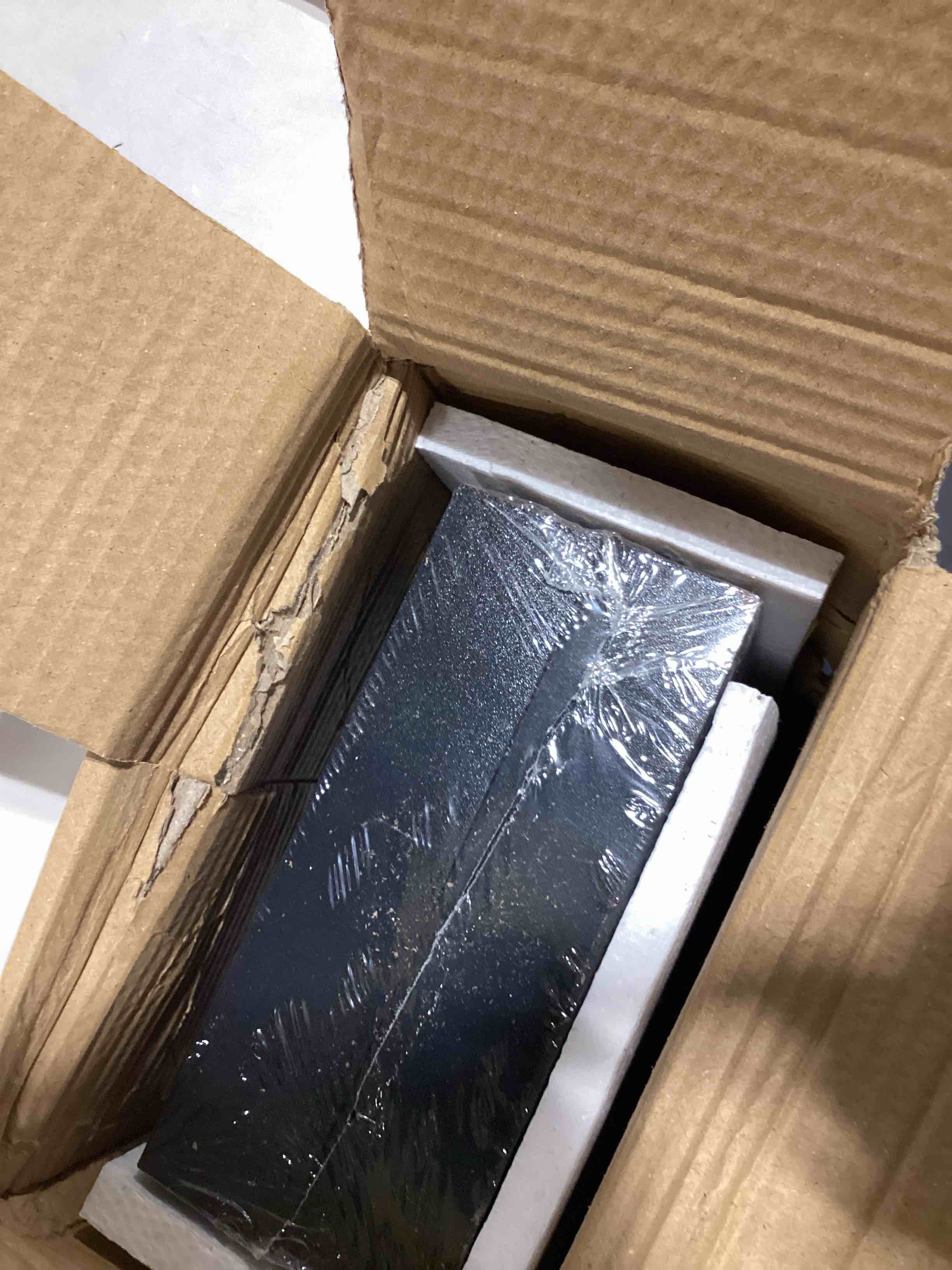 https://s3.amazonaws.com/lotting-images-prod/bidfta/PPE3209161_1760445533511.jpeg