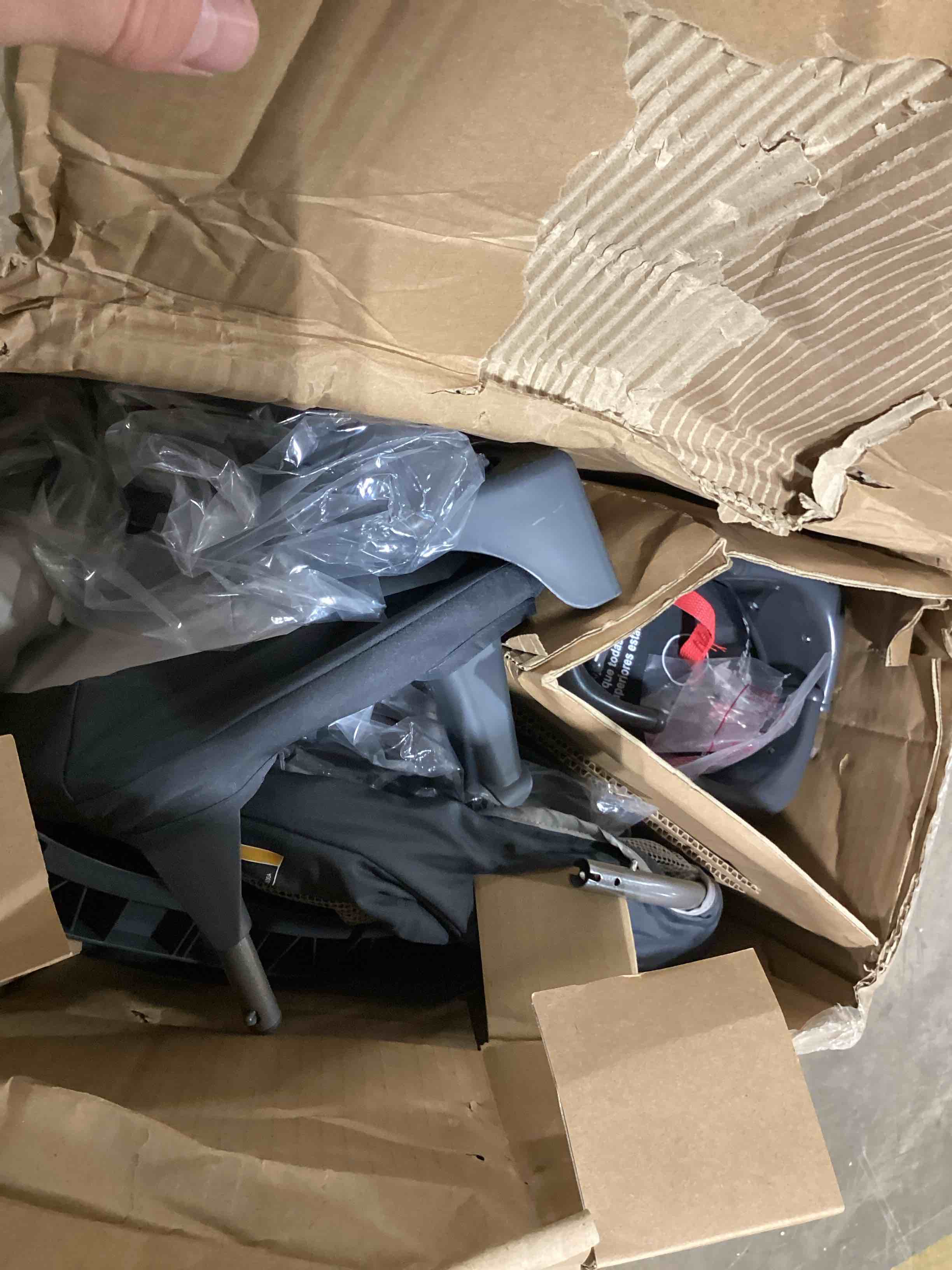 https://s3.amazonaws.com/lotting-images-prod/bidfta/PPE3209176_1760448239147.jpeg
