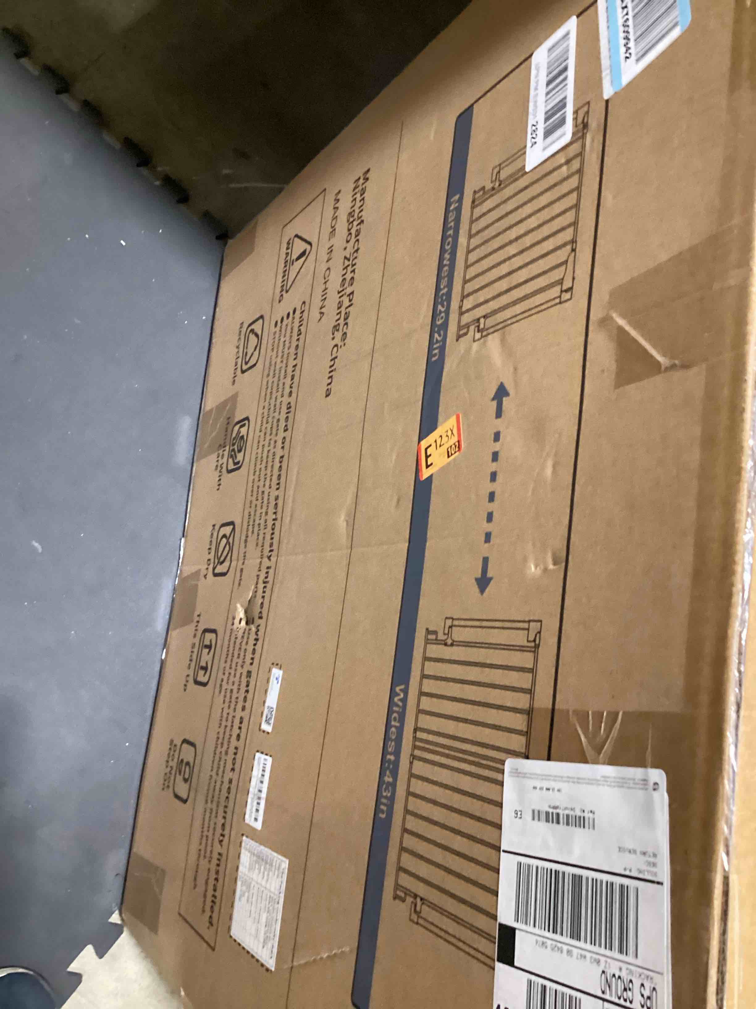 https://s3.amazonaws.com/lotting-images-prod/bidfta/PPE3209209_1760450924836.jpeg