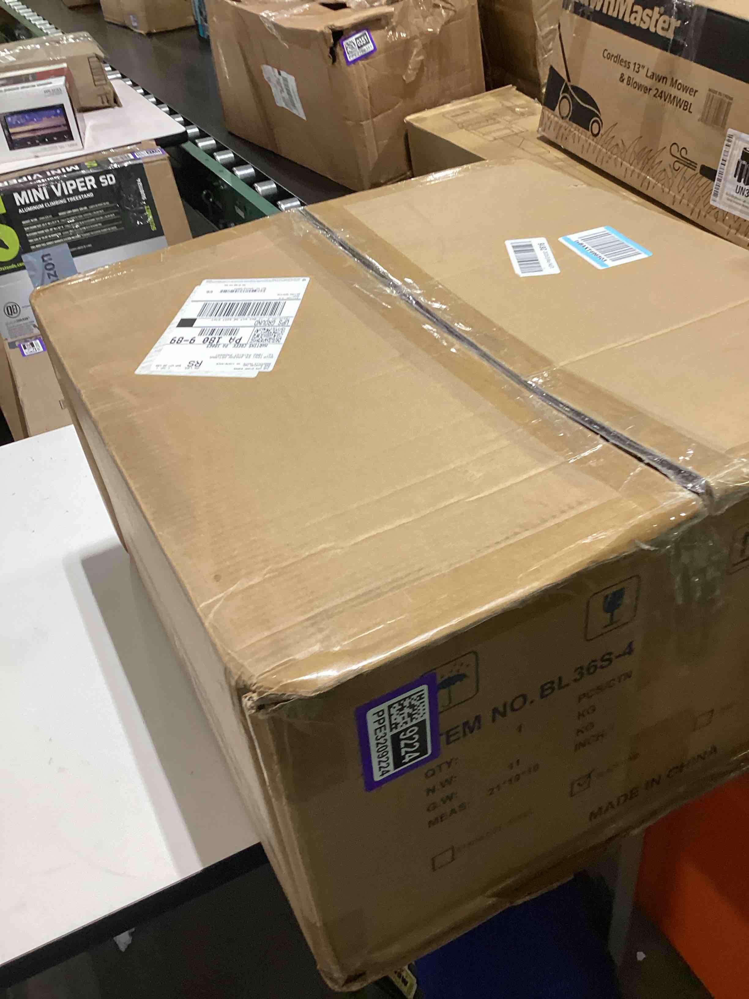 https://s3.amazonaws.com/lotting-images-prod/bidfta/PPE3209224_1760452772173.jpeg