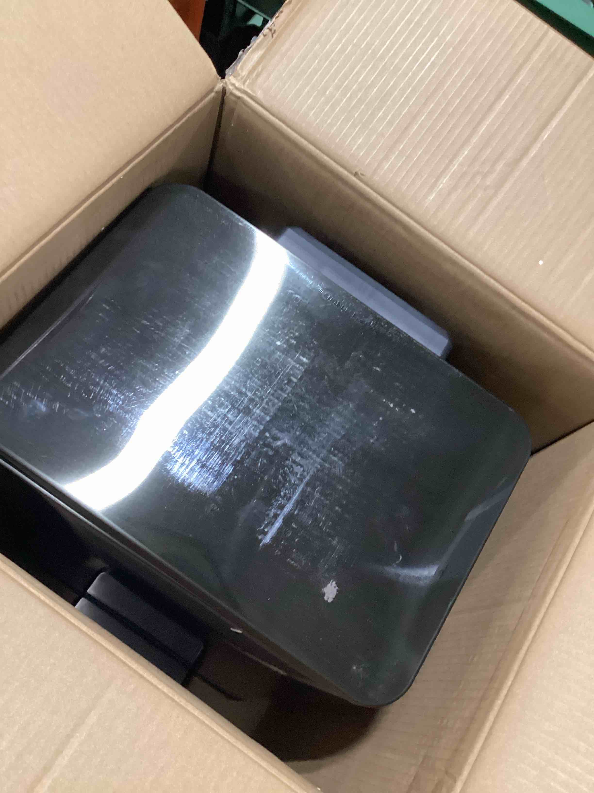 https://s3.amazonaws.com/lotting-images-prod/bidfta/PPE3209228_1760453095435.jpeg