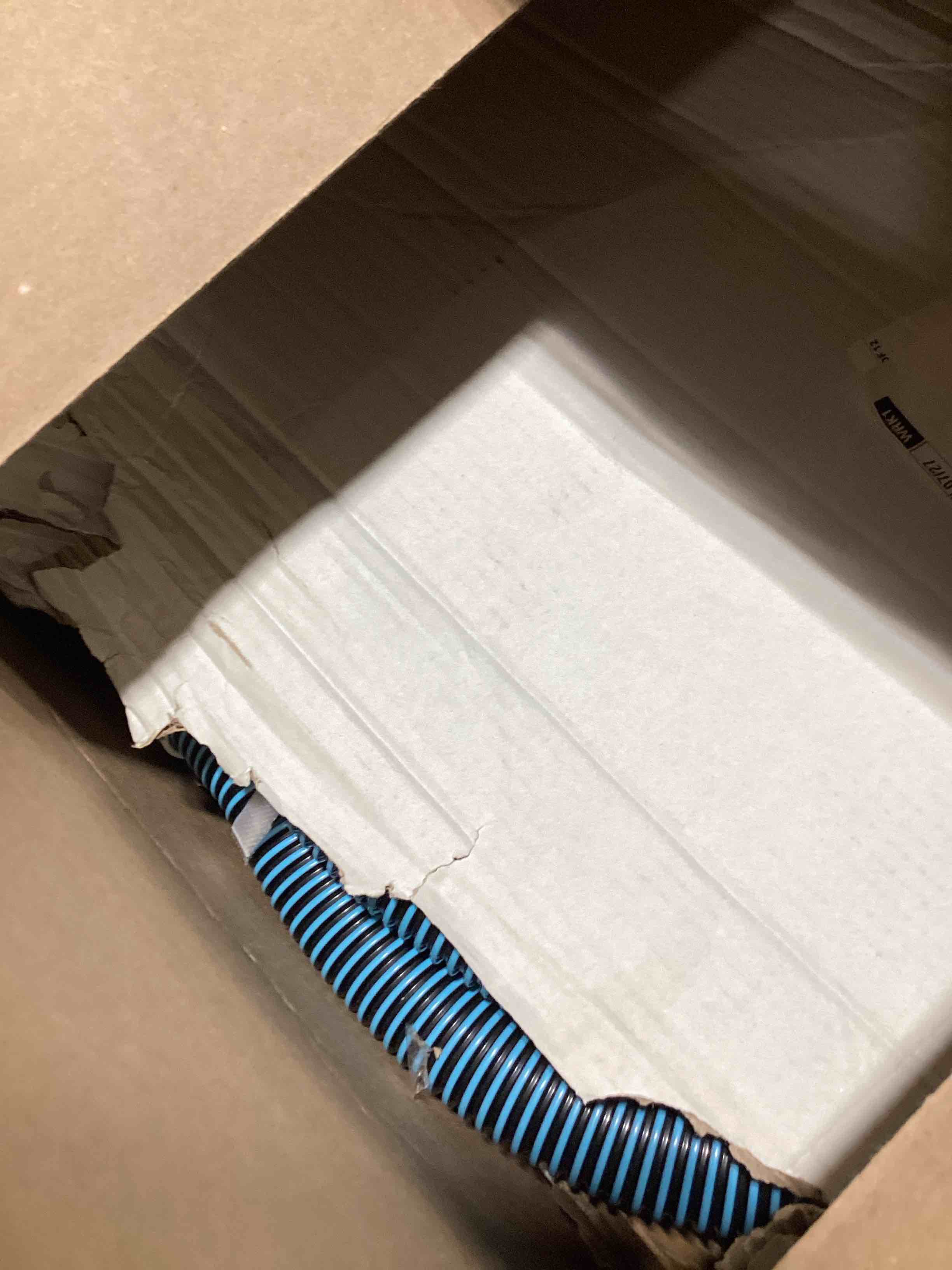 https://s3.amazonaws.com/lotting-images-prod/bidfta/PPE3209322_1760463185502.jpeg