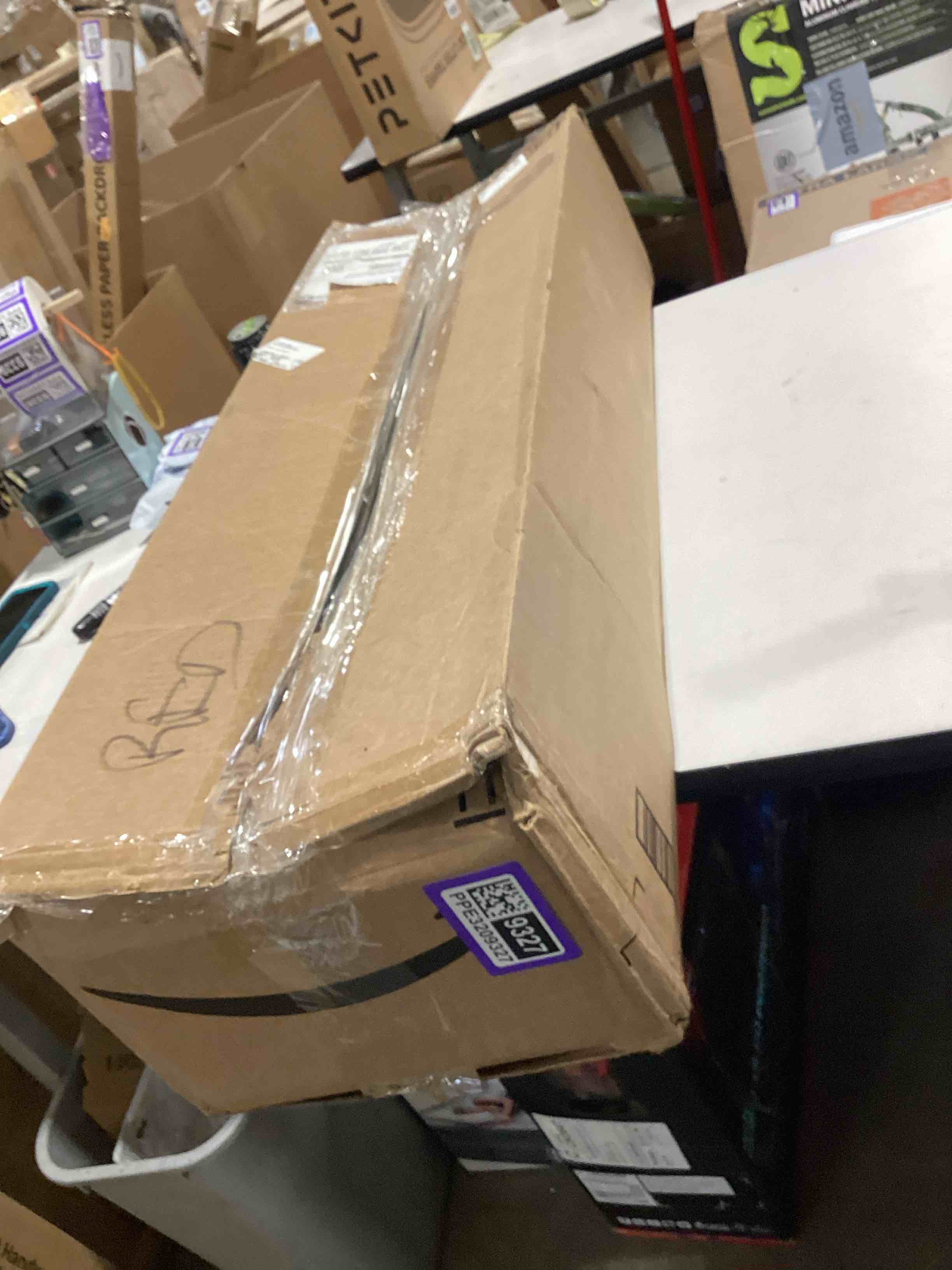 https://s3.amazonaws.com/lotting-images-prod/bidfta/PPE3209327_1760463653074.jpeg