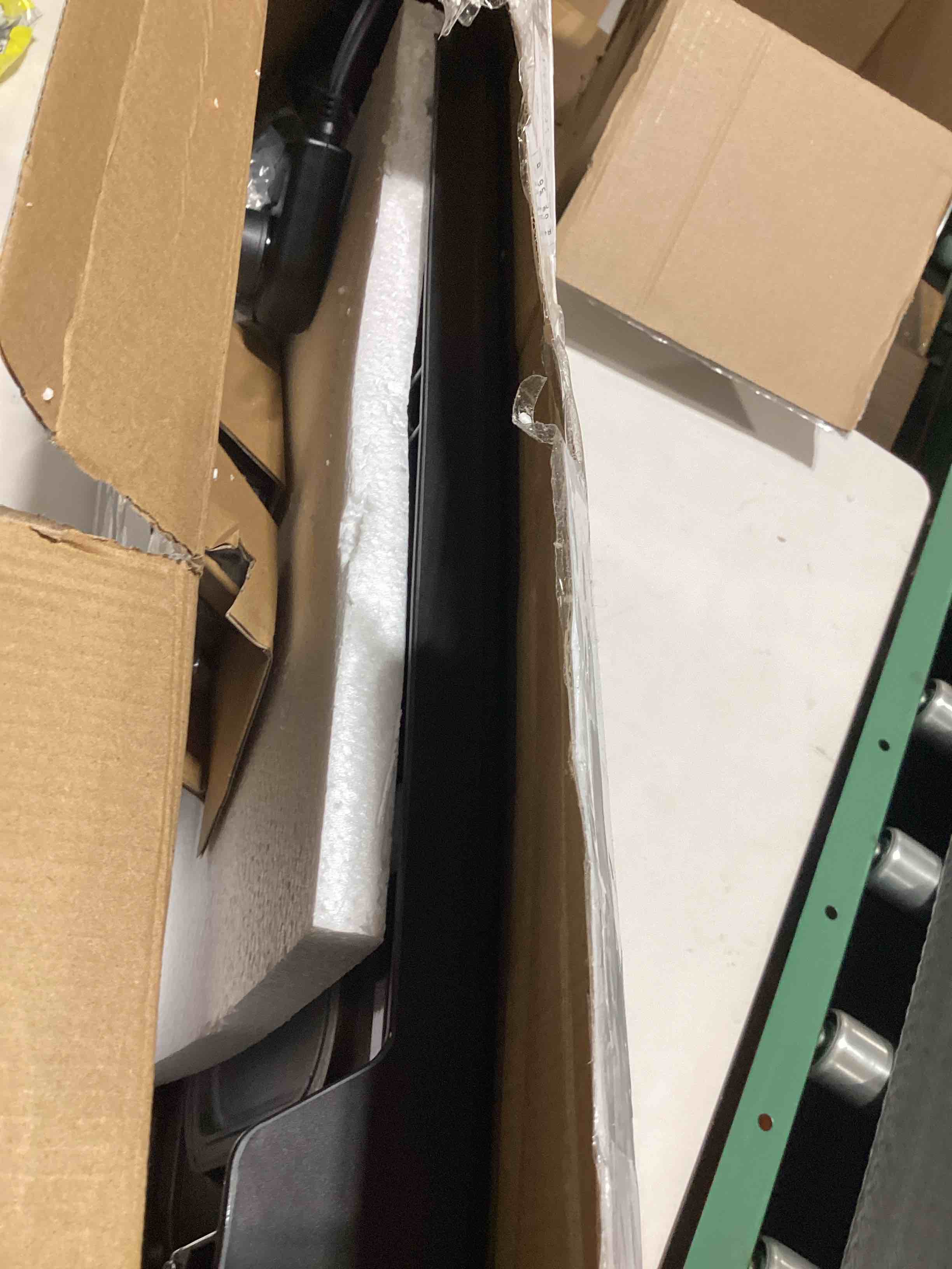 https://s3.amazonaws.com/lotting-images-prod/bidfta/PPE3209473_1760546112449.jpeg