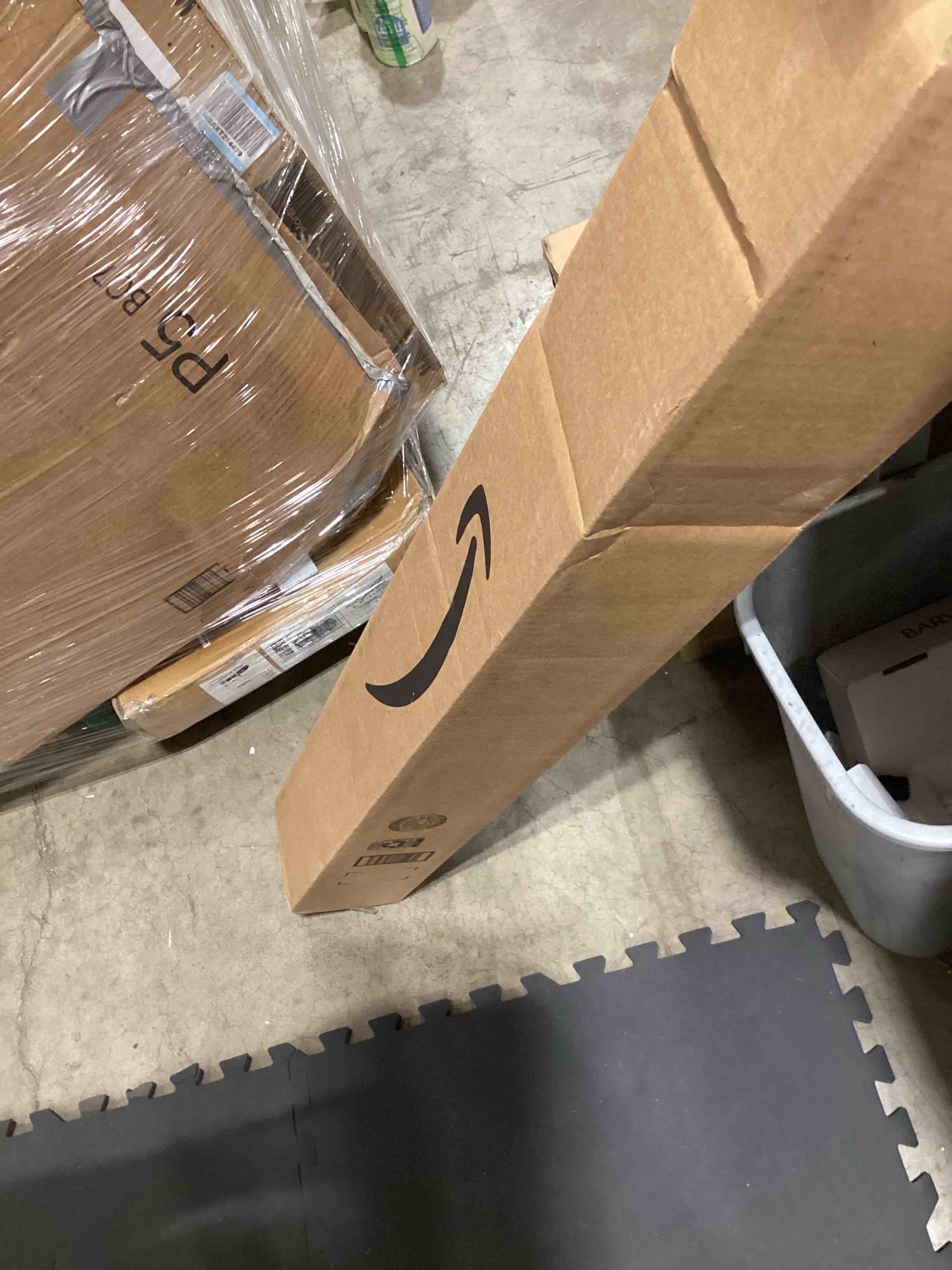 https://s3.amazonaws.com/lotting-images-prod/bidfta/PPE3209490_1760549187673.jpeg