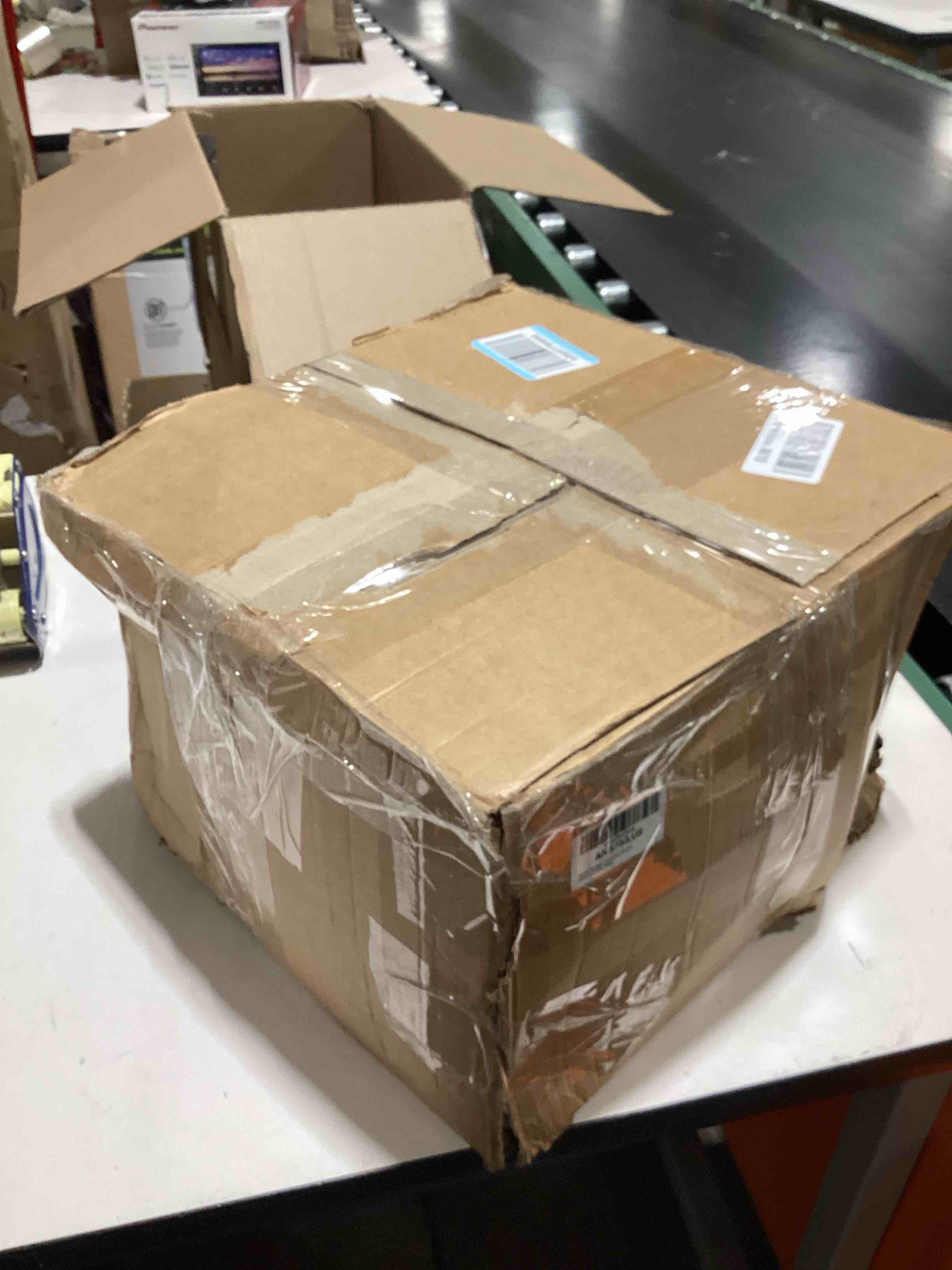 https://s3.amazonaws.com/lotting-images-prod/bidfta/PPE3209494_1760549422963.jpeg