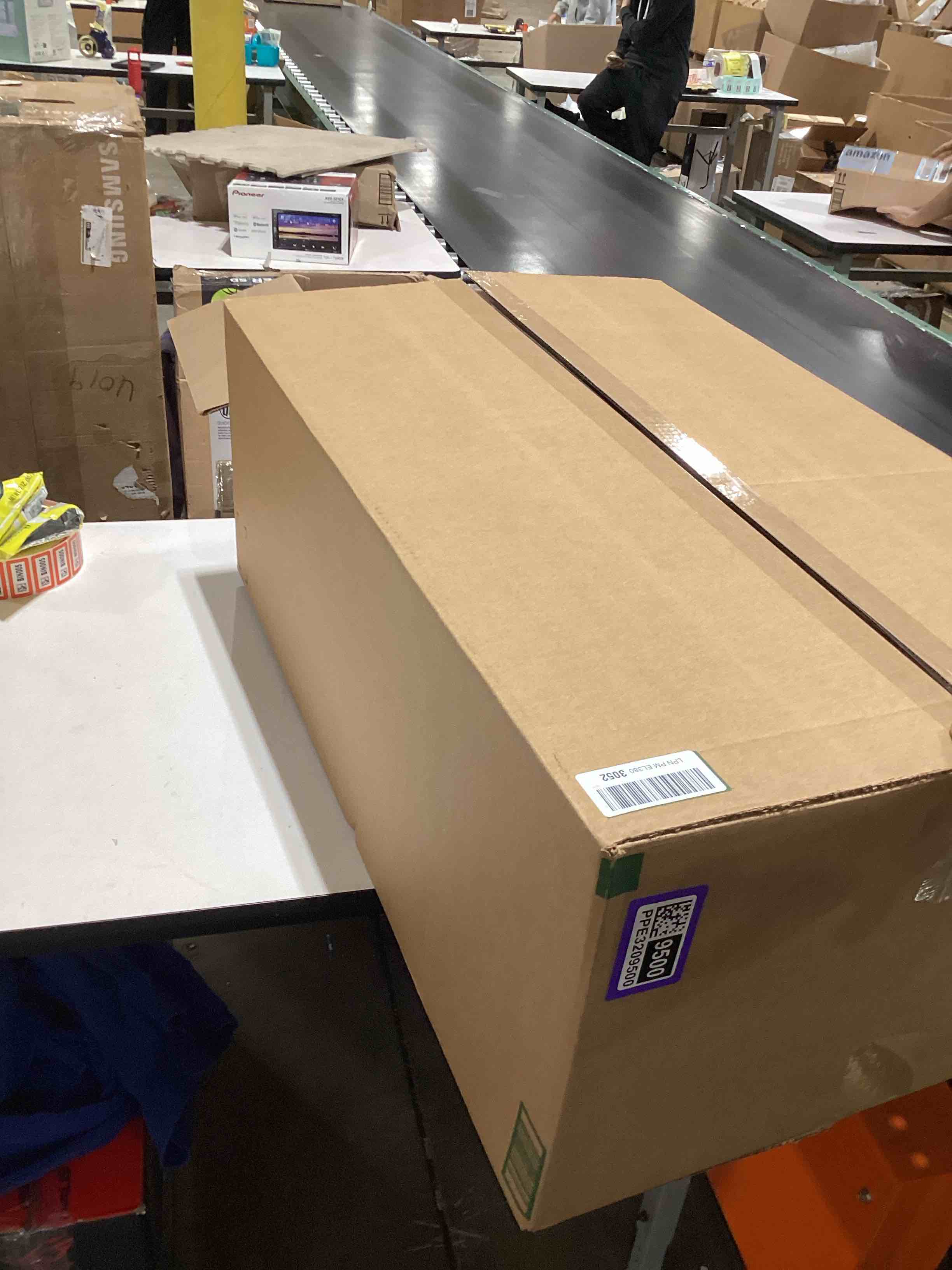 https://s3.amazonaws.com/lotting-images-prod/bidfta/PPE3209500_1760550057187.jpeg