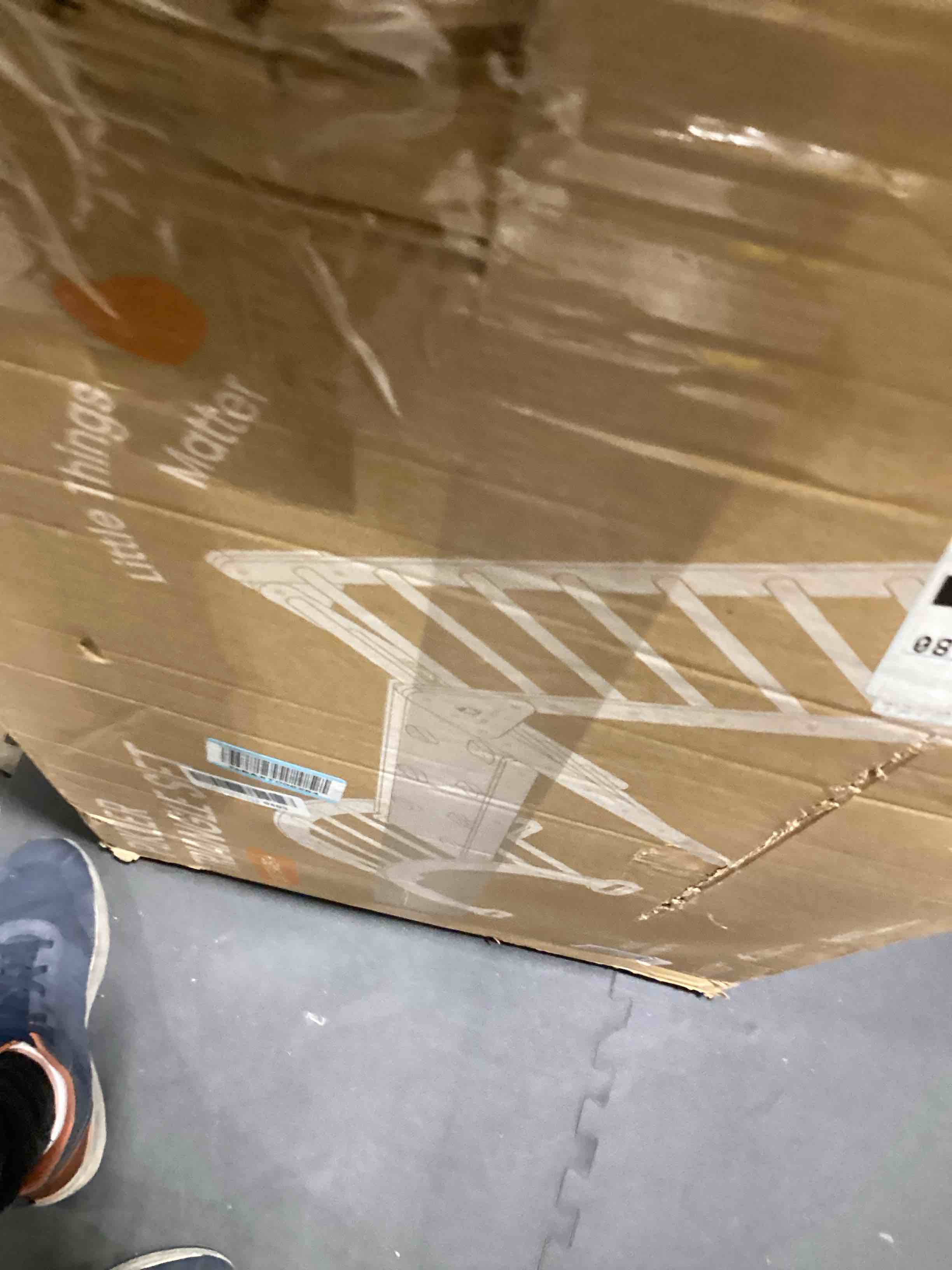 https://s3.amazonaws.com/lotting-images-prod/bidfta/PPE3209524_1760554792240.jpeg