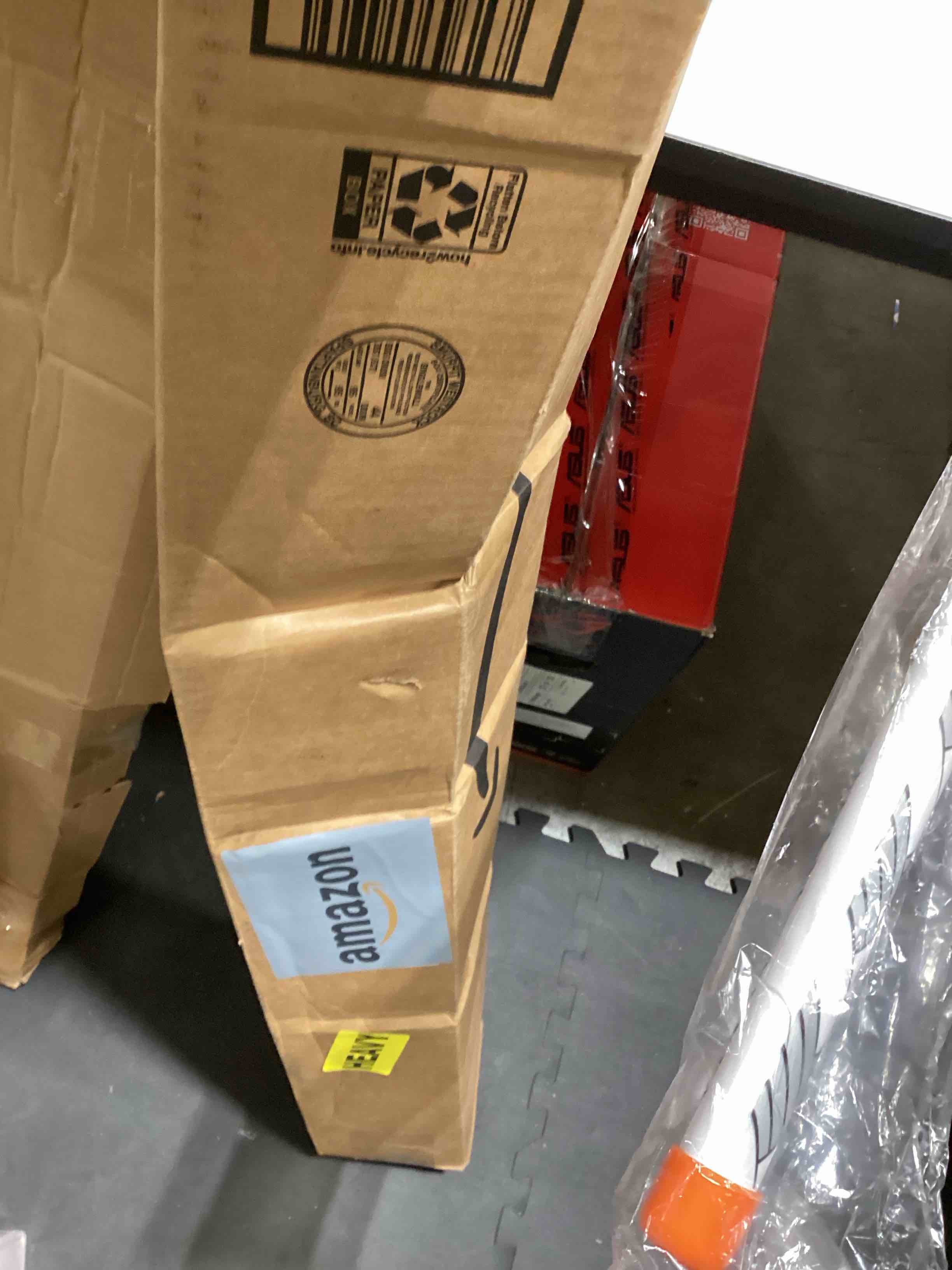 https://s3.amazonaws.com/lotting-images-prod/bidfta/PPE3209551_1760615075823.jpeg