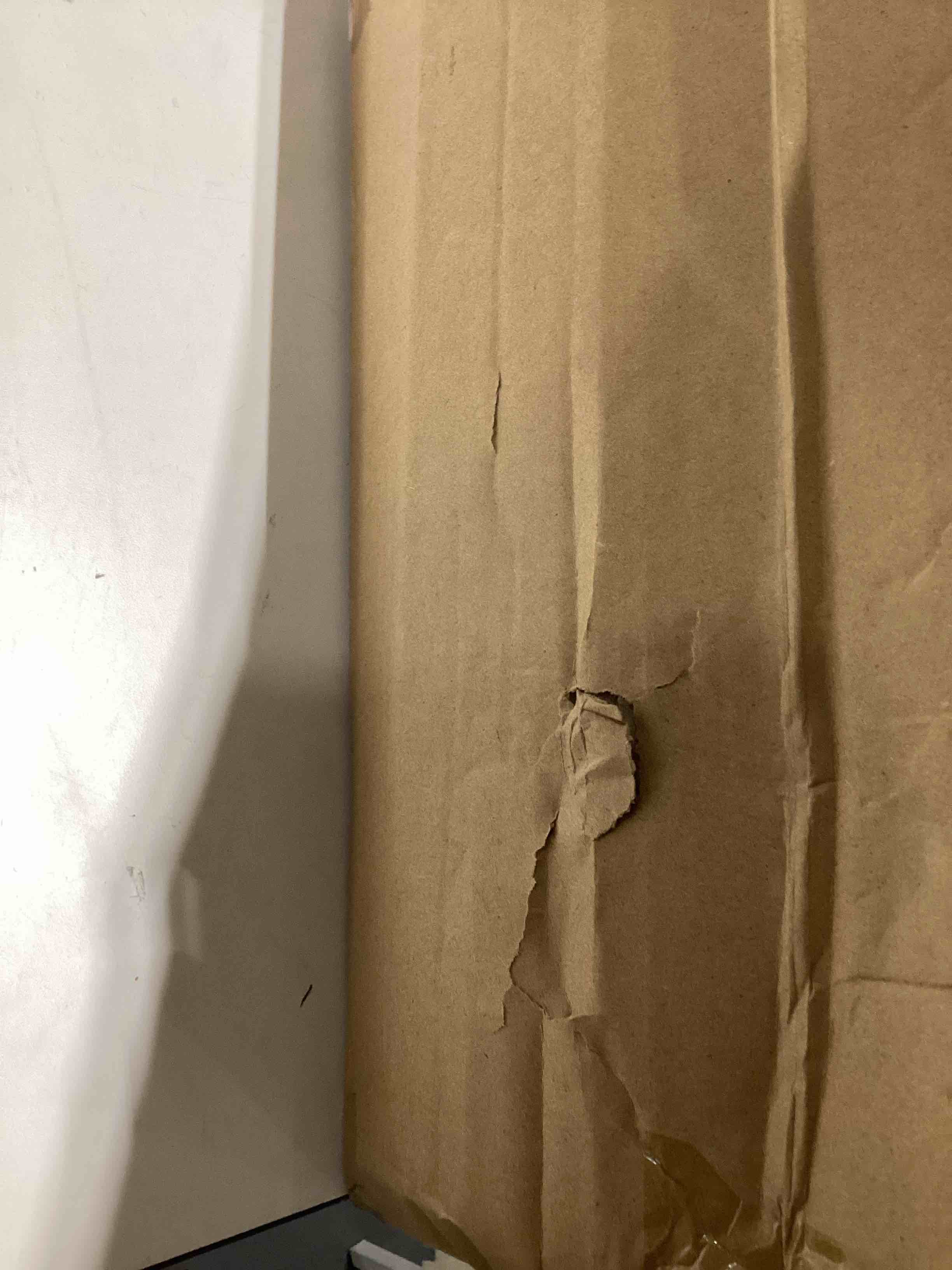 https://s3.amazonaws.com/lotting-images-prod/bidfta/PPE3209746_1760641406995.jpeg