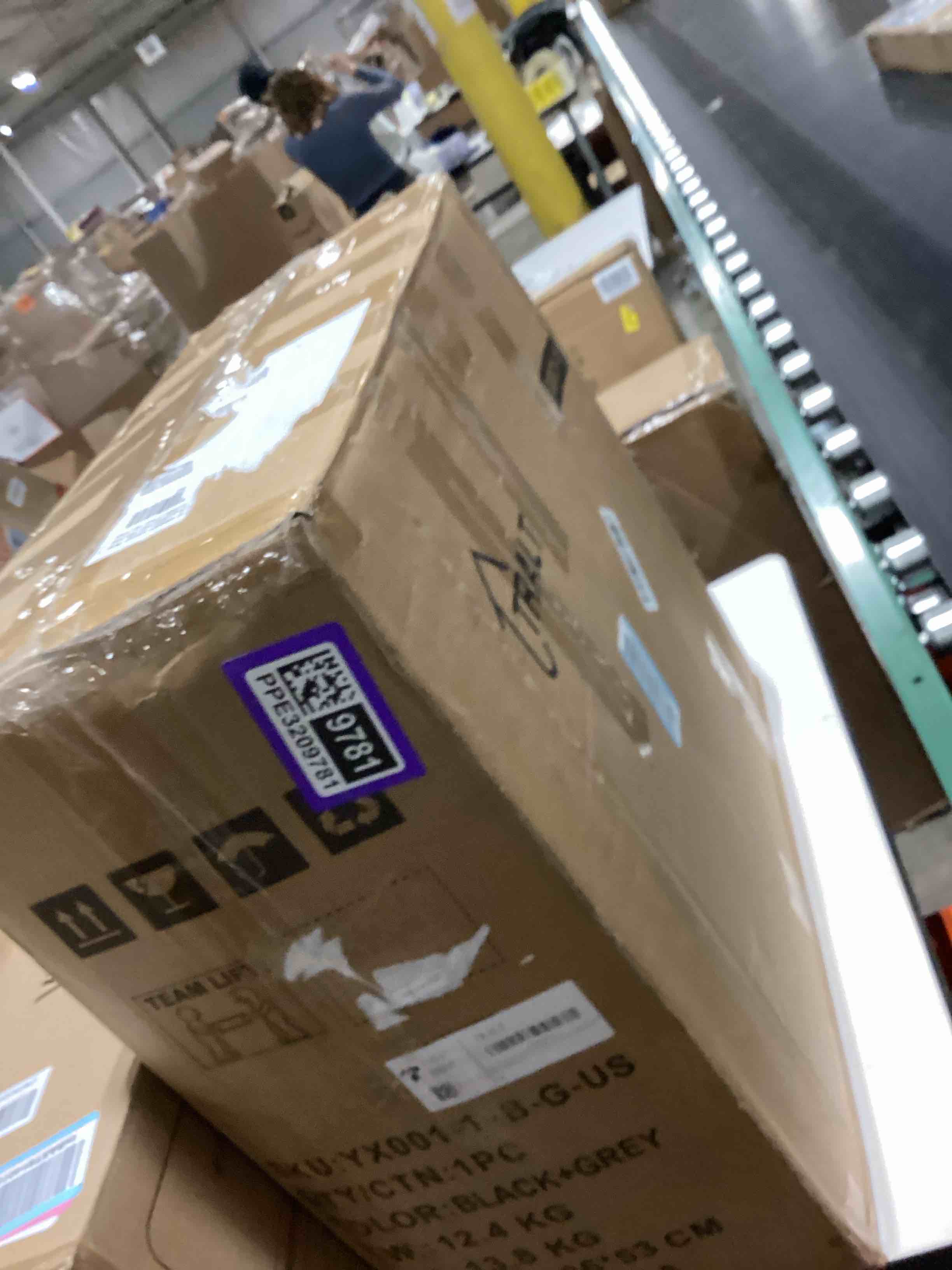 https://s3.amazonaws.com/lotting-images-prod/bidfta/PPE3209781_1760702634465.jpeg