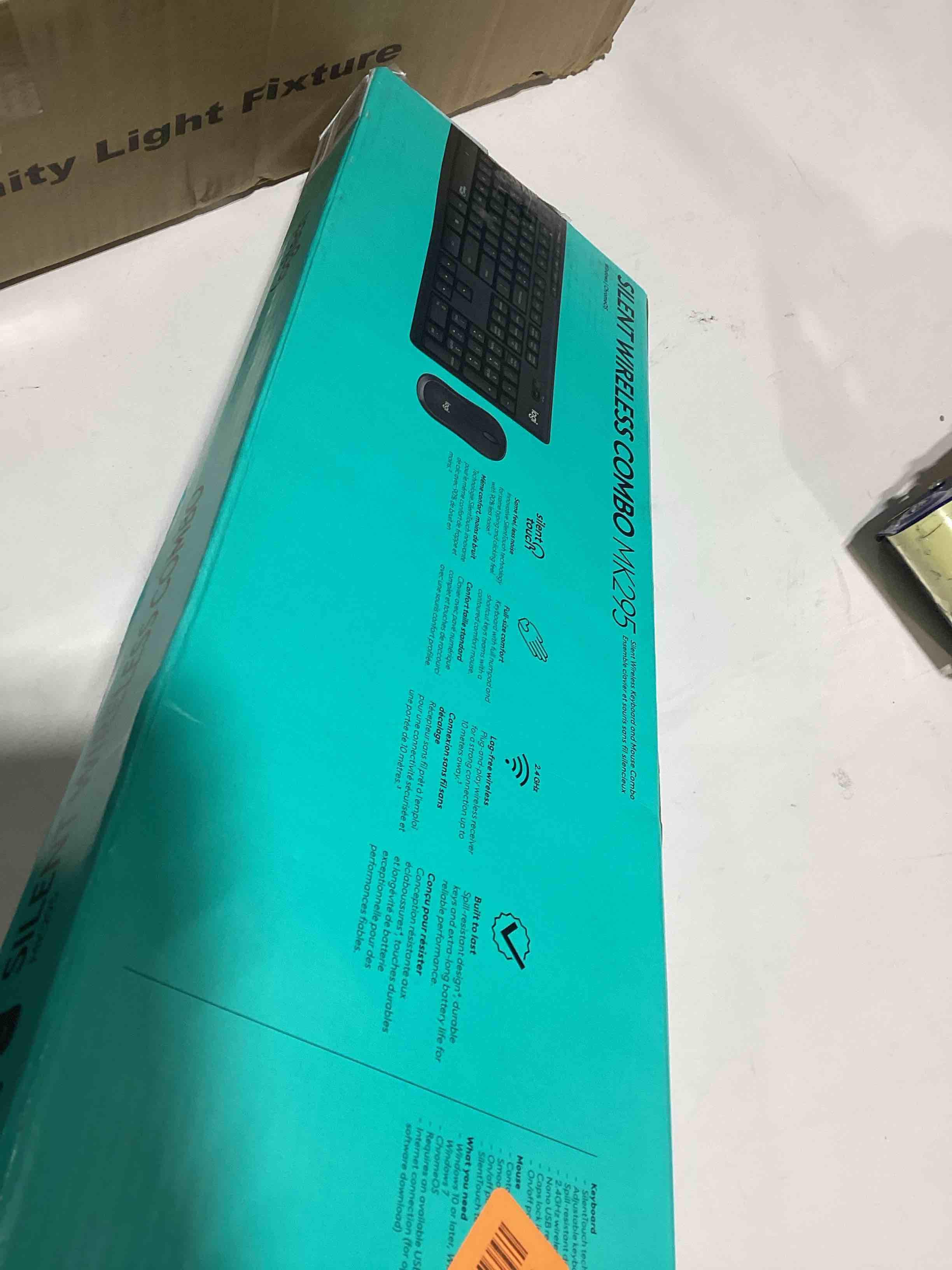 https://s3.amazonaws.com/lotting-images-prod/bidfta/PPE3209862_1760710449998.jpeg