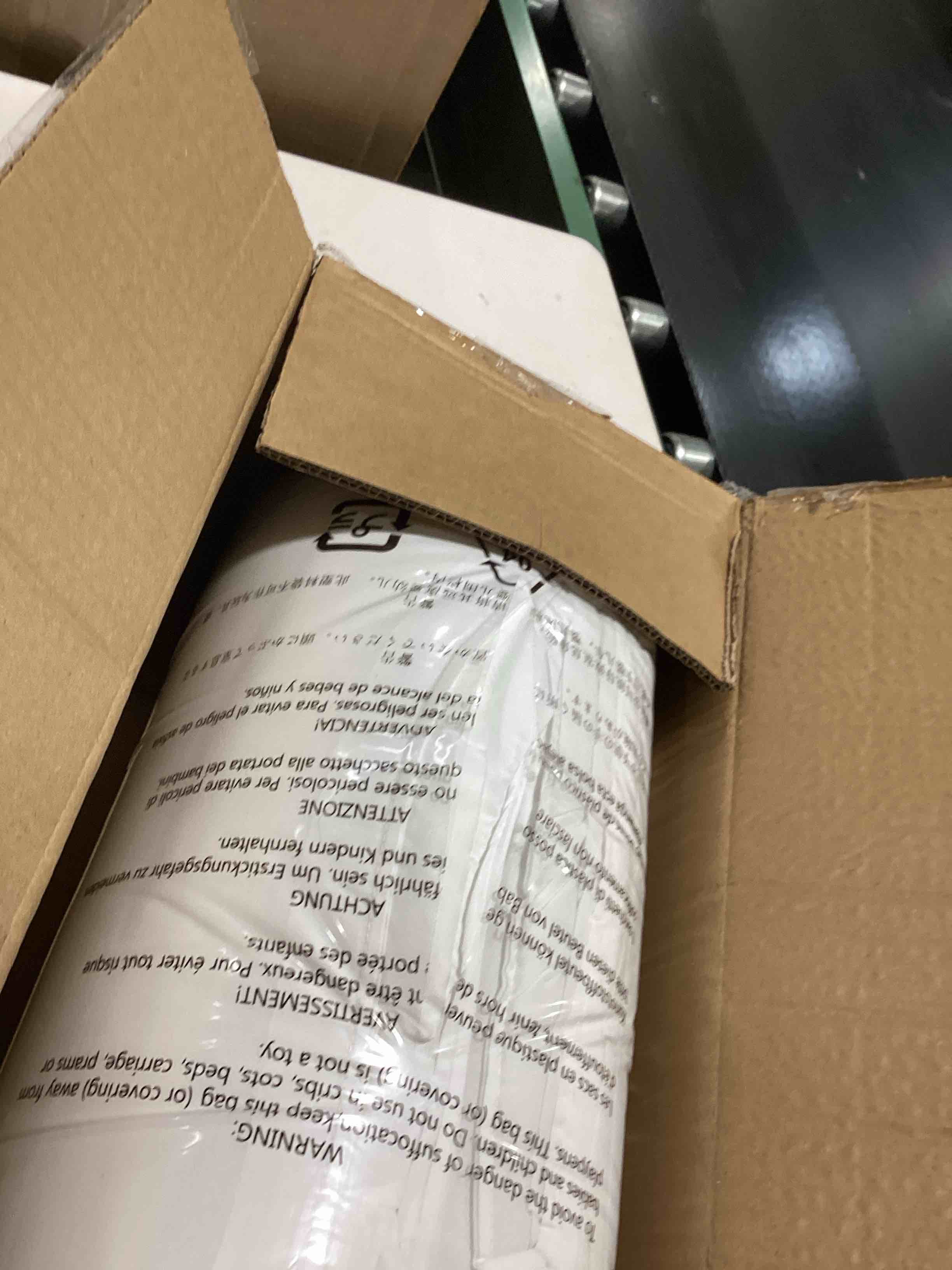 https://s3.amazonaws.com/lotting-images-prod/bidfta/PPE3209907_1760717544436.jpeg