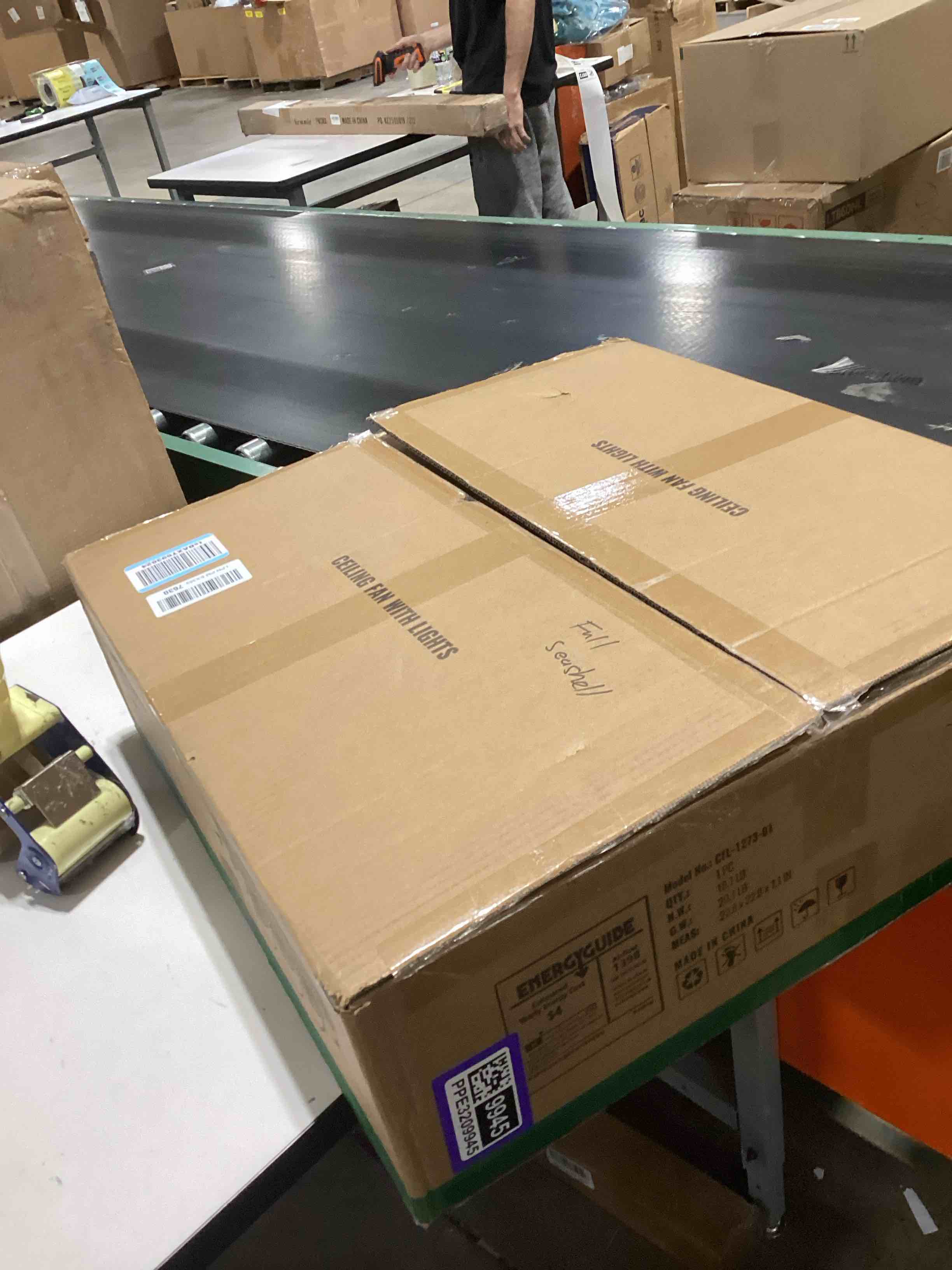 https://s3.amazonaws.com/lotting-images-prod/bidfta/PPE3209945_1760722281205.jpeg