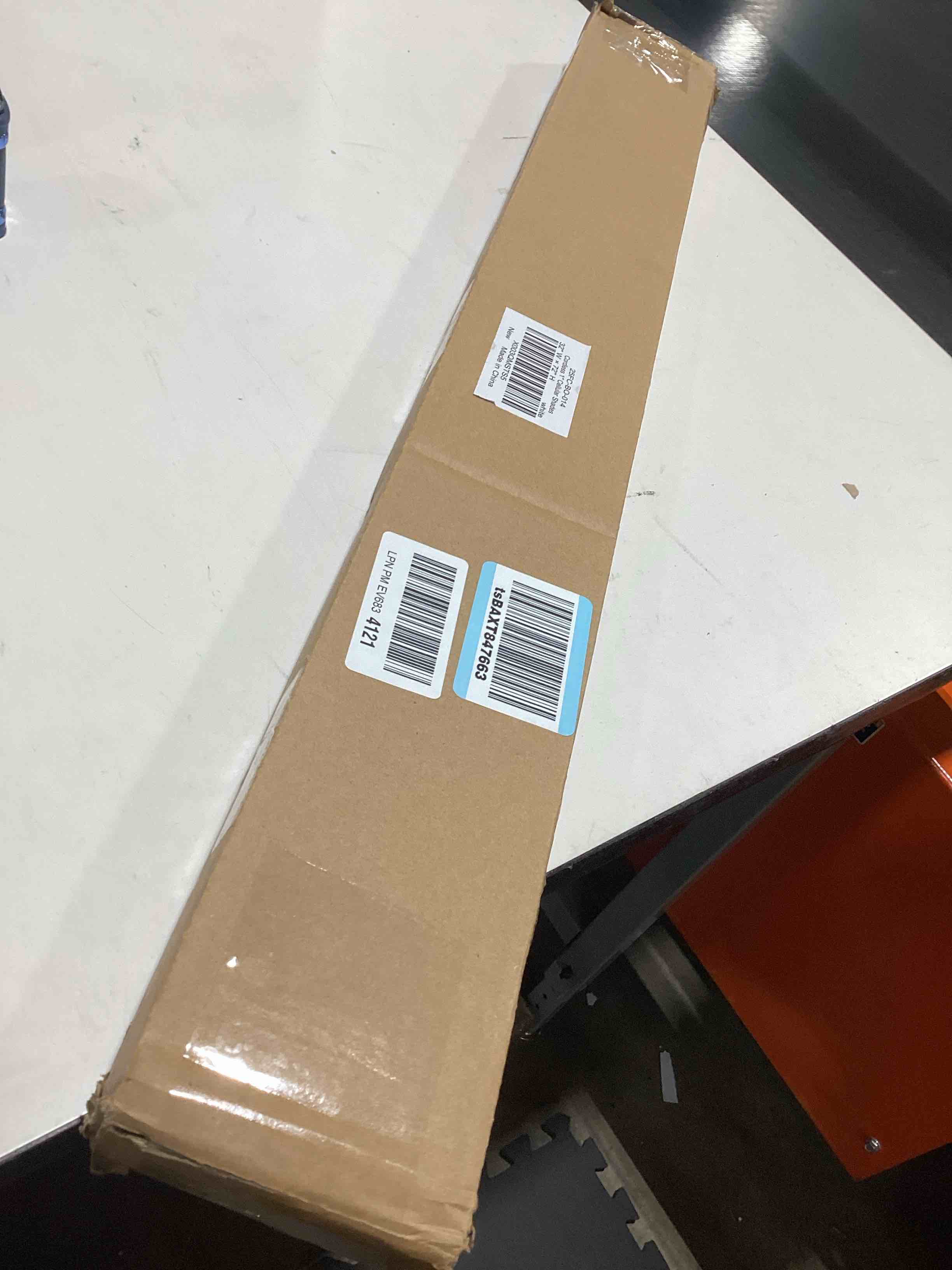 https://s3.amazonaws.com/lotting-images-prod/bidfta/PPE3209960_1760725159812.jpeg