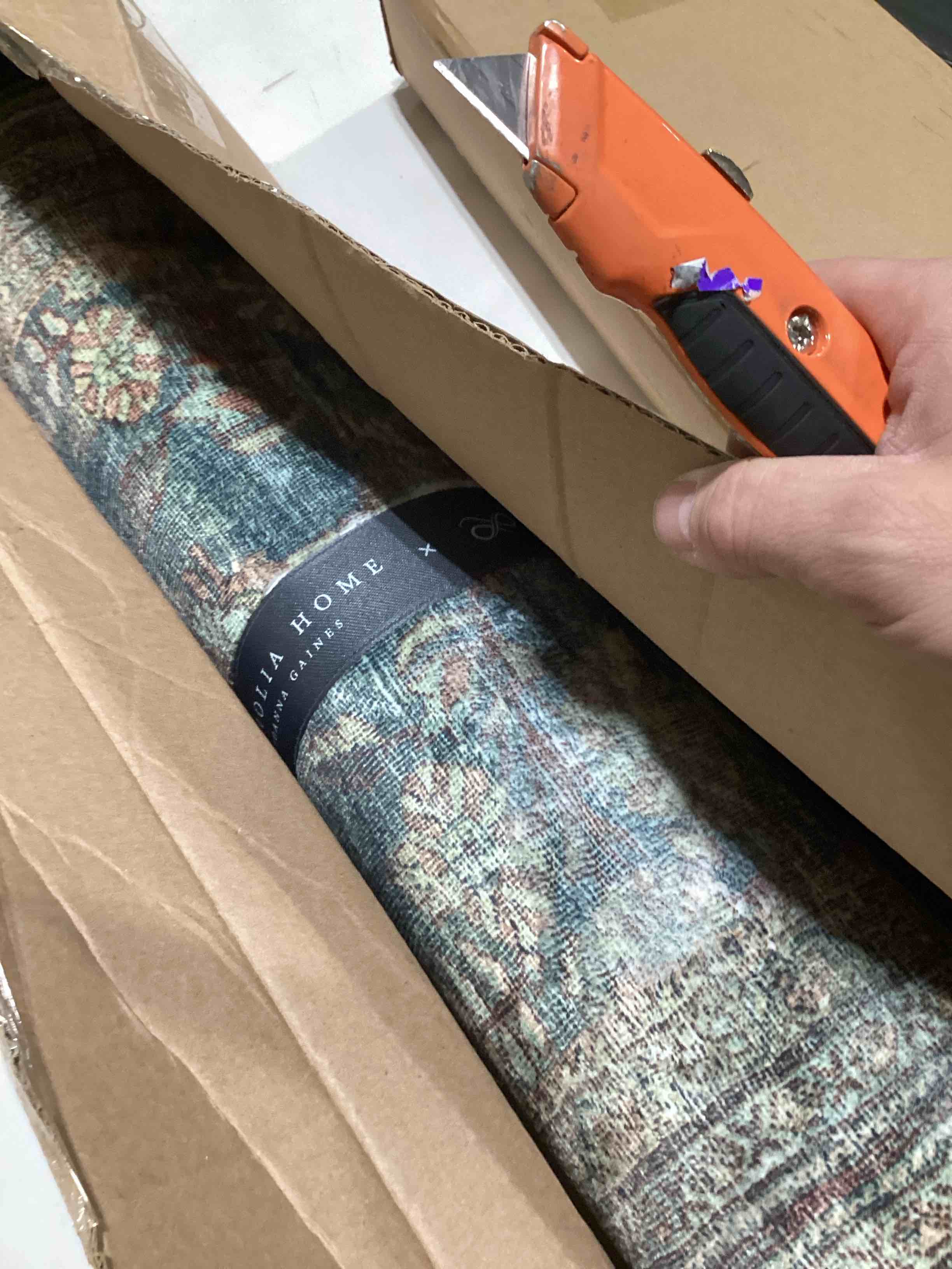 https://s3.amazonaws.com/lotting-images-prod/bidfta/PPE3210026_1760962436448.jpeg