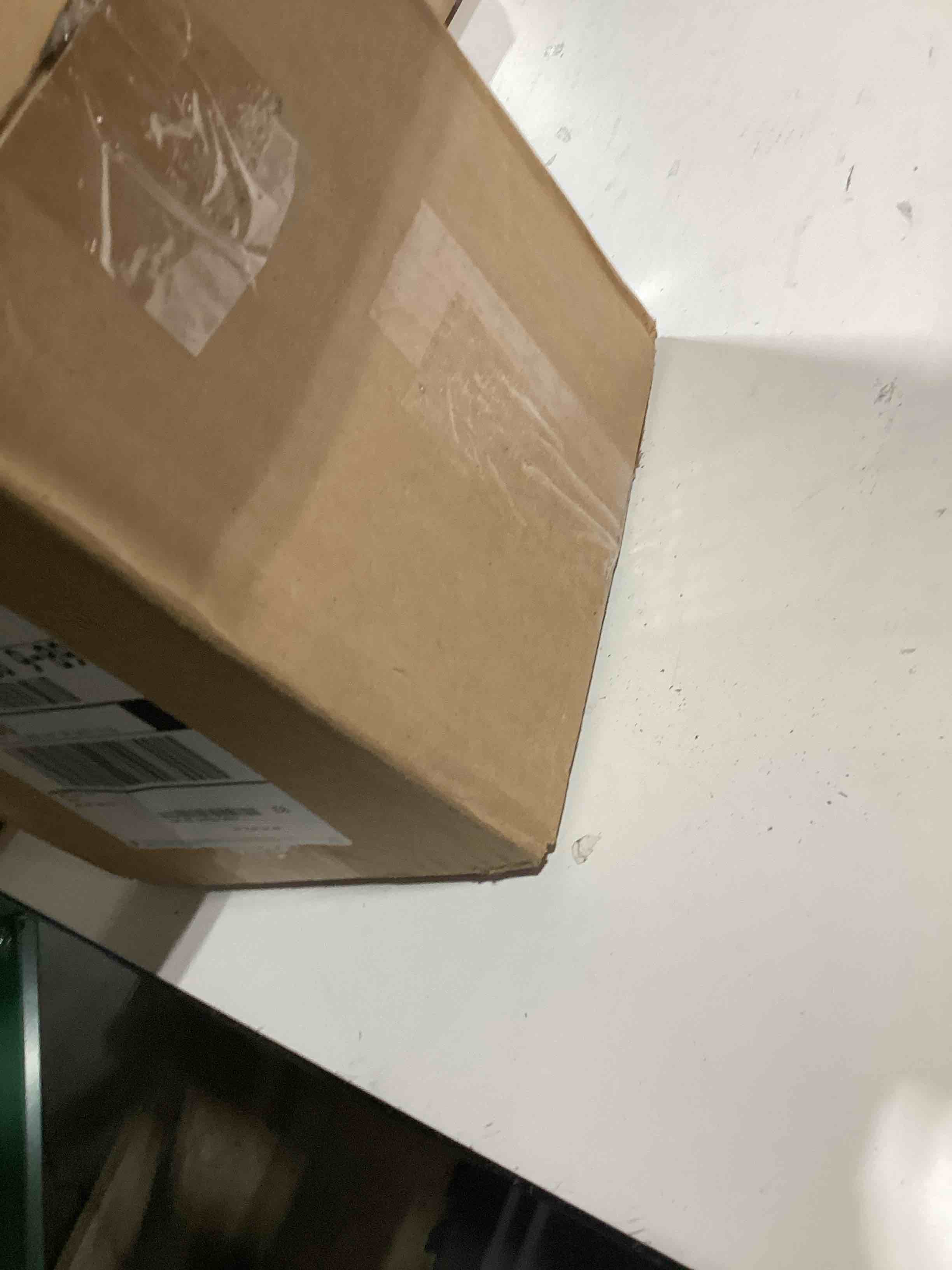 https://s3.amazonaws.com/lotting-images-prod/bidfta/PPE3210134_1760970926589.jpeg