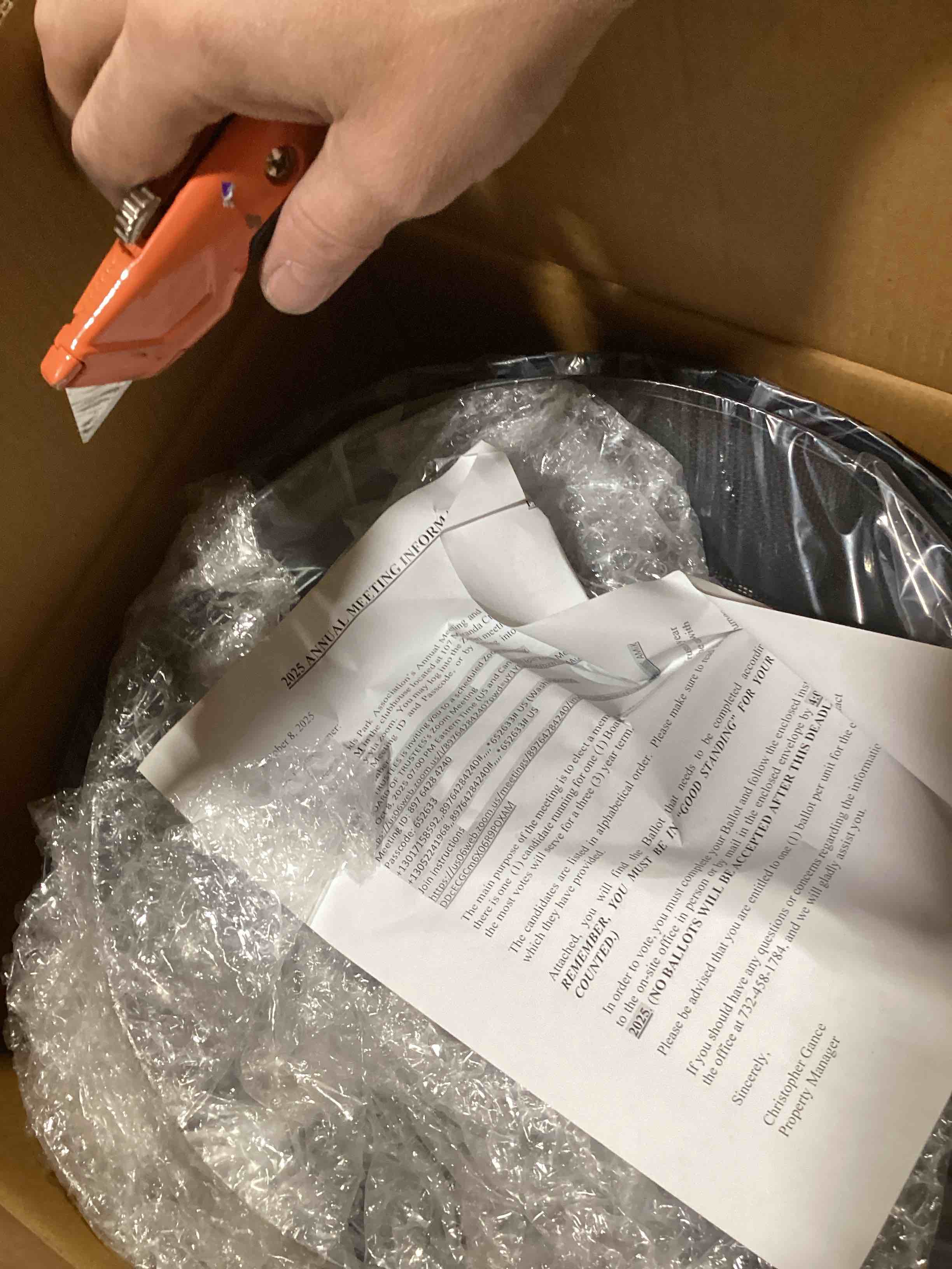 https://s3.amazonaws.com/lotting-images-prod/bidfta/PPE3210151_1760972068408.jpeg