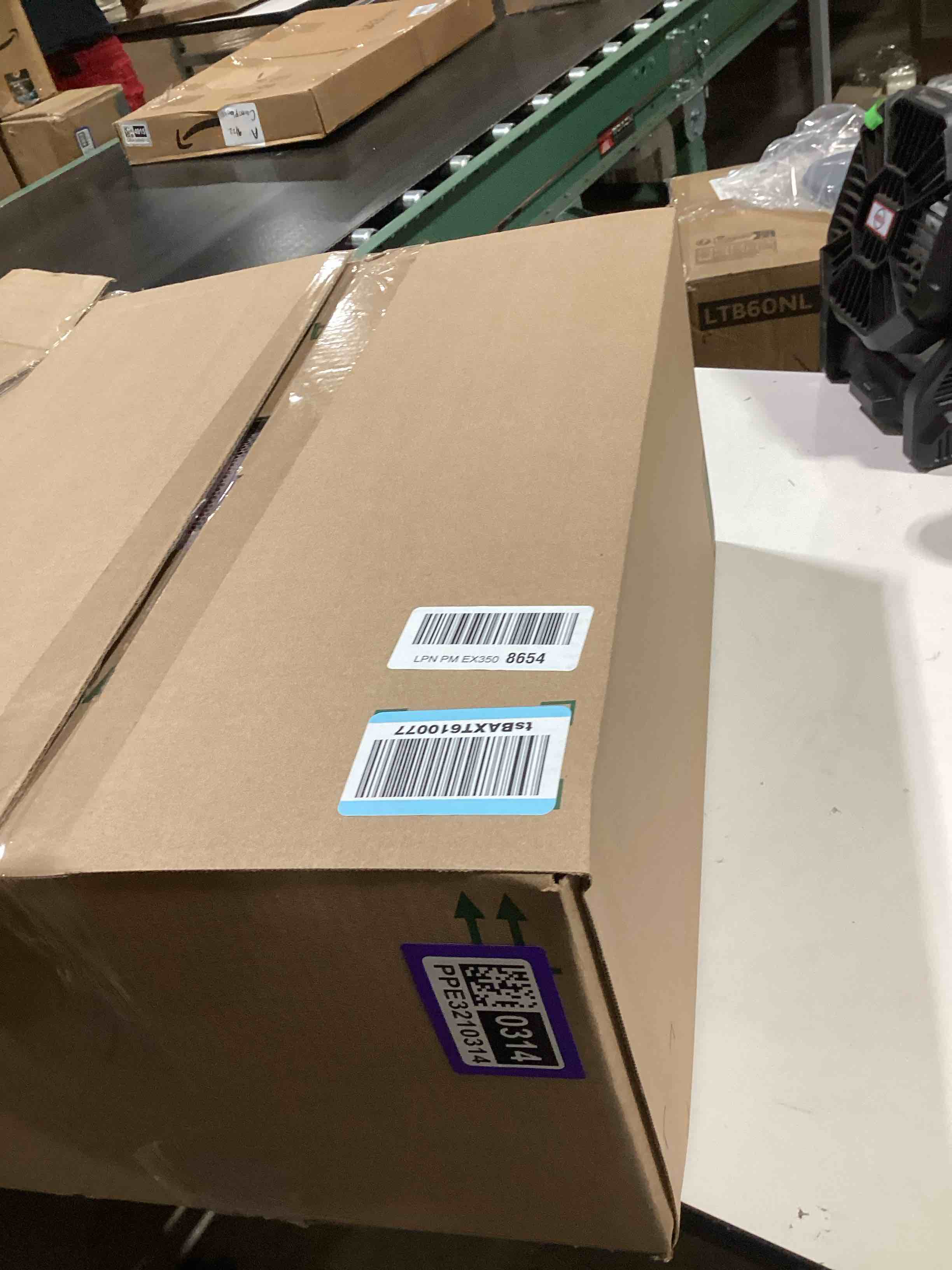 https://s3.amazonaws.com/lotting-images-prod/bidfta/PPE3210314_1761045568942.jpeg