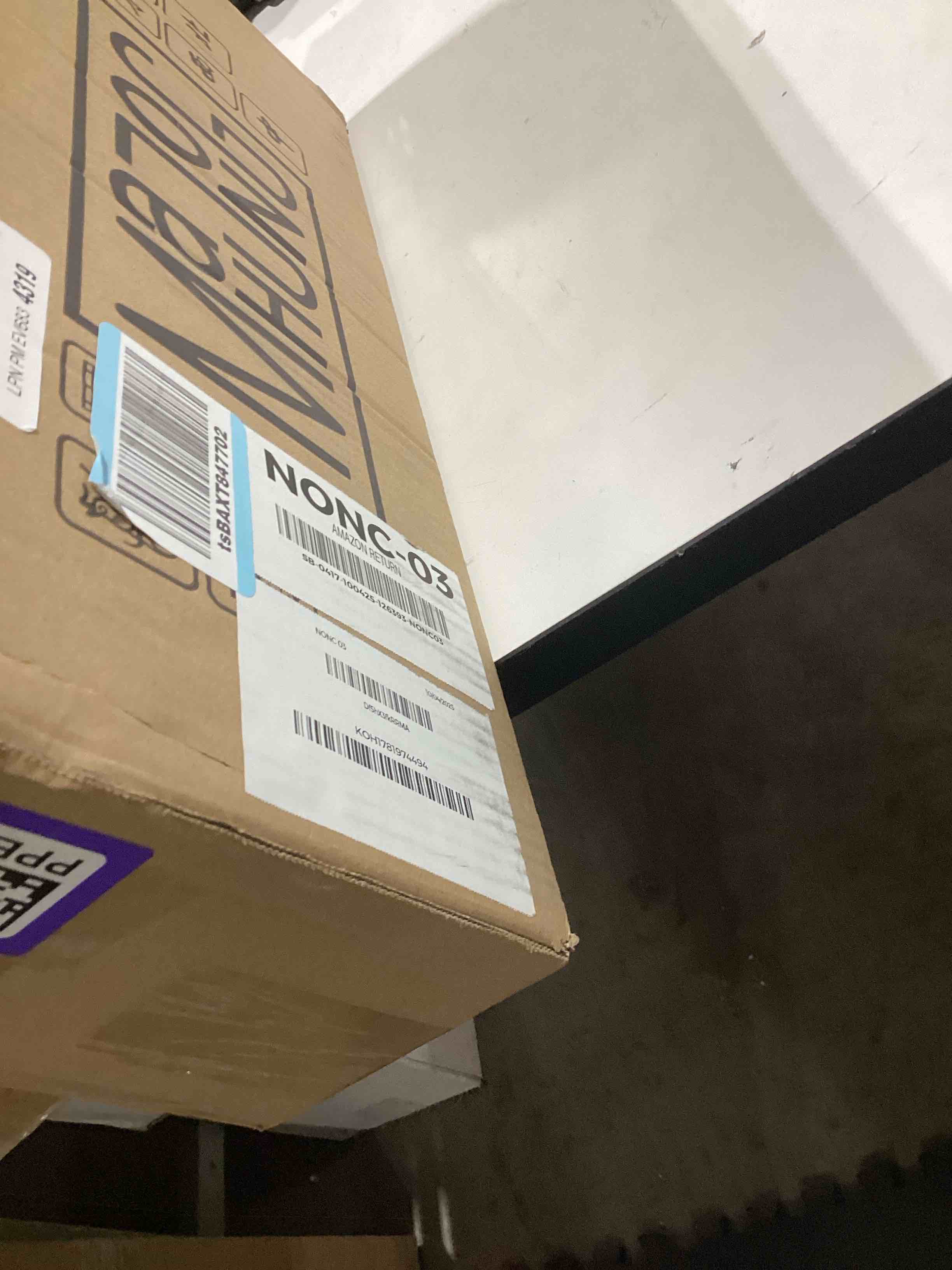 https://s3.amazonaws.com/lotting-images-prod/bidfta/PPE3210357_1761049976529.jpeg