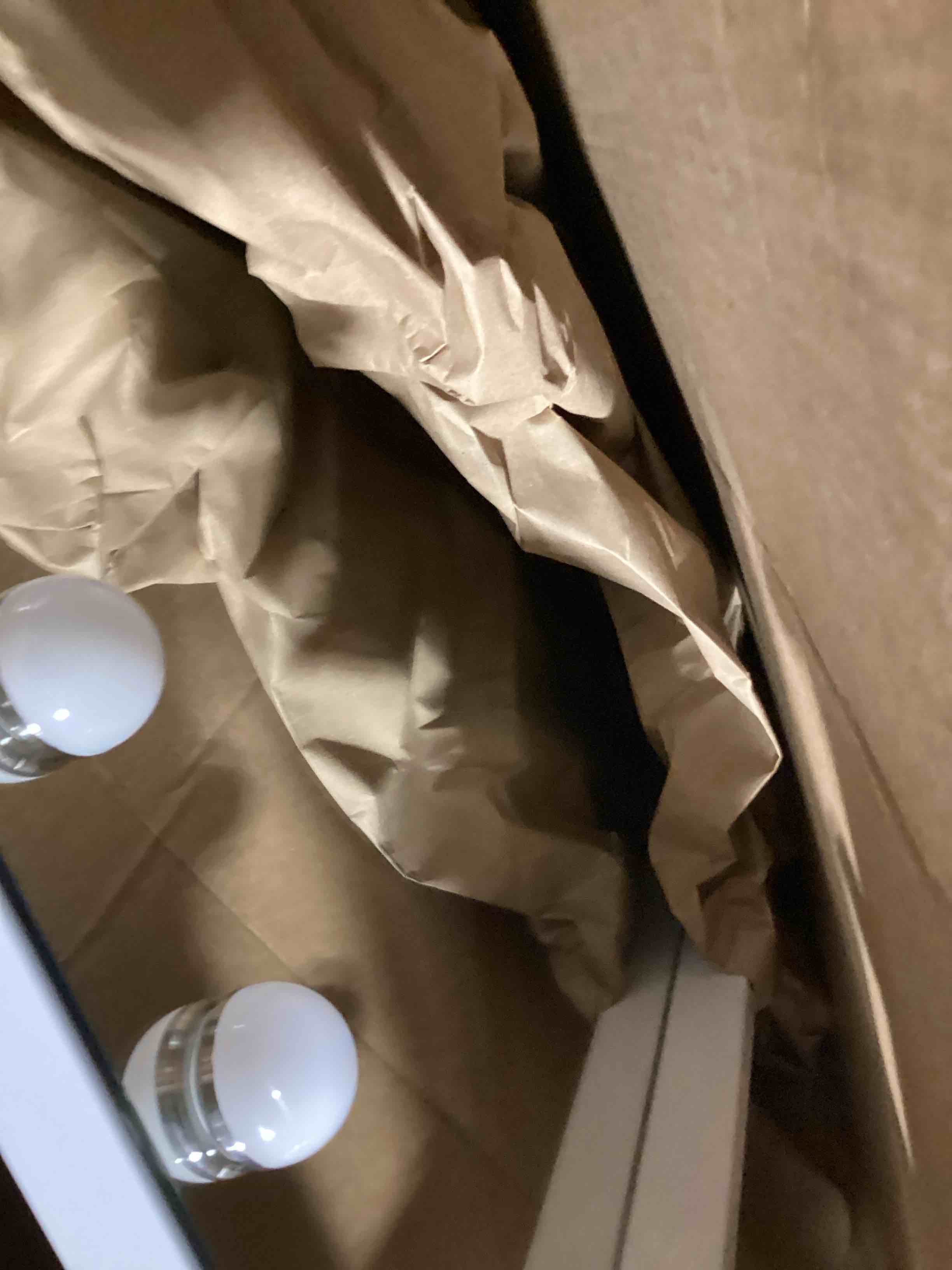 https://s3.amazonaws.com/lotting-images-prod/bidfta/PPE3210385_1761053556685.jpeg