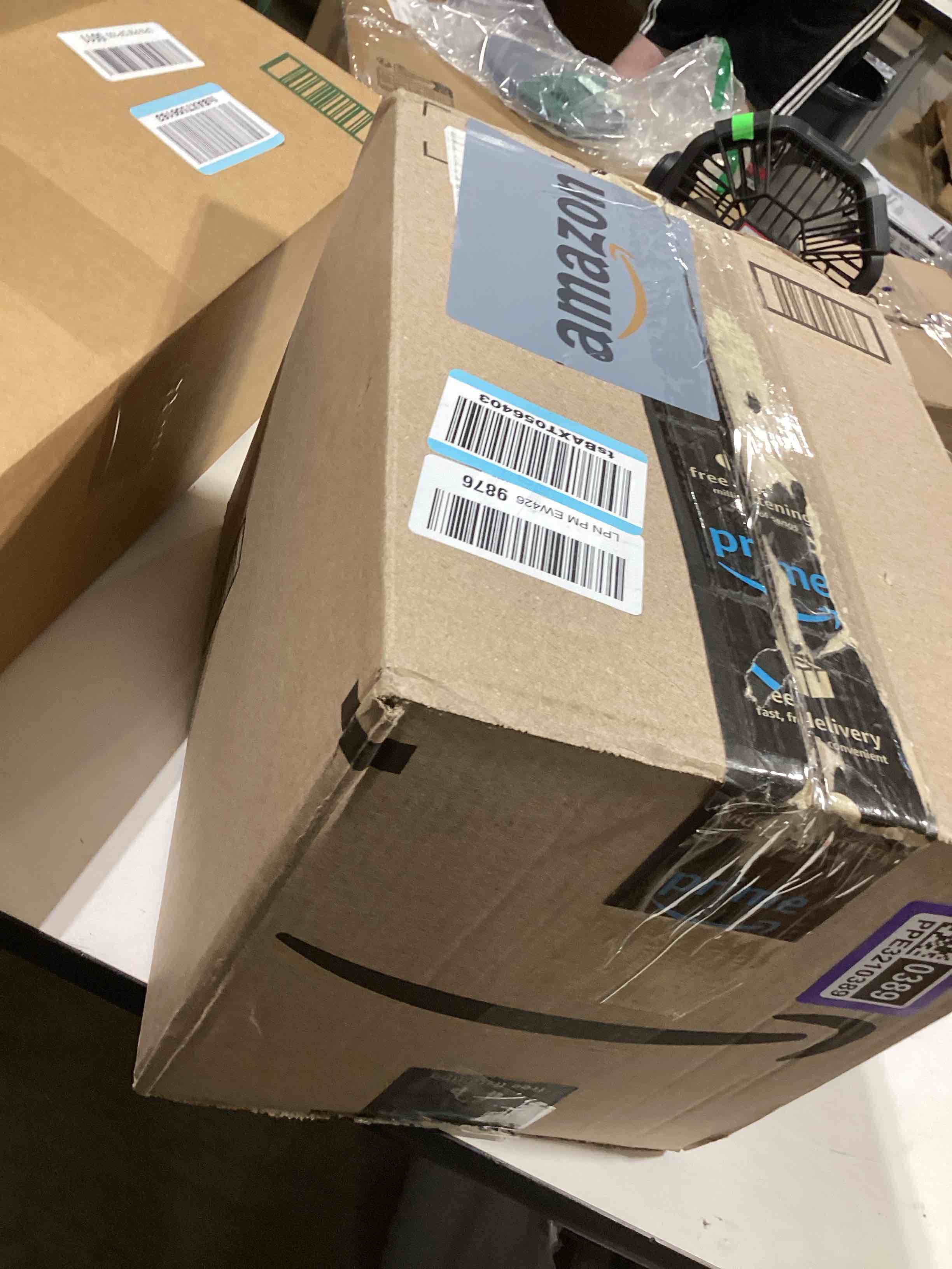 https://s3.amazonaws.com/lotting-images-prod/bidfta/PPE3210389_1761053946303.jpeg
