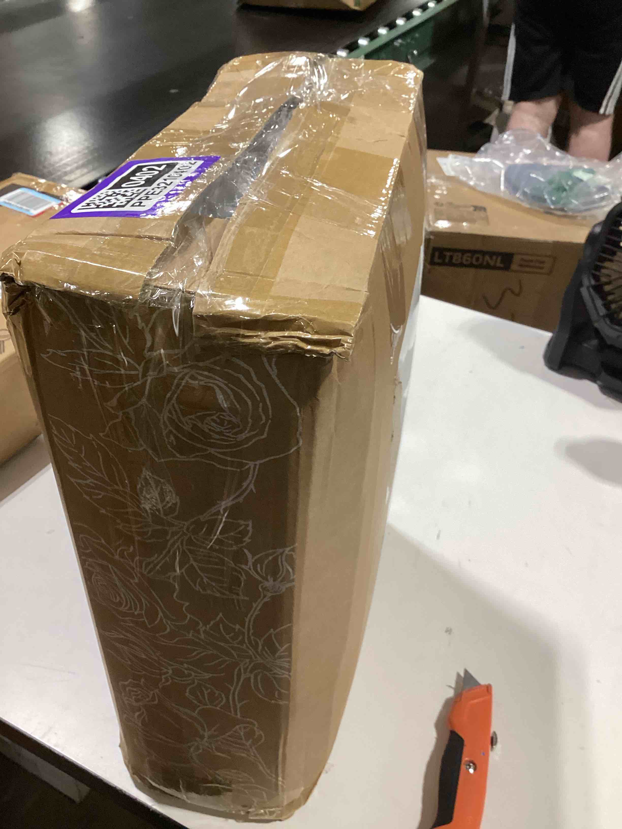 https://s3.amazonaws.com/lotting-images-prod/bidfta/PPE3210402_1761054205722.jpeg
