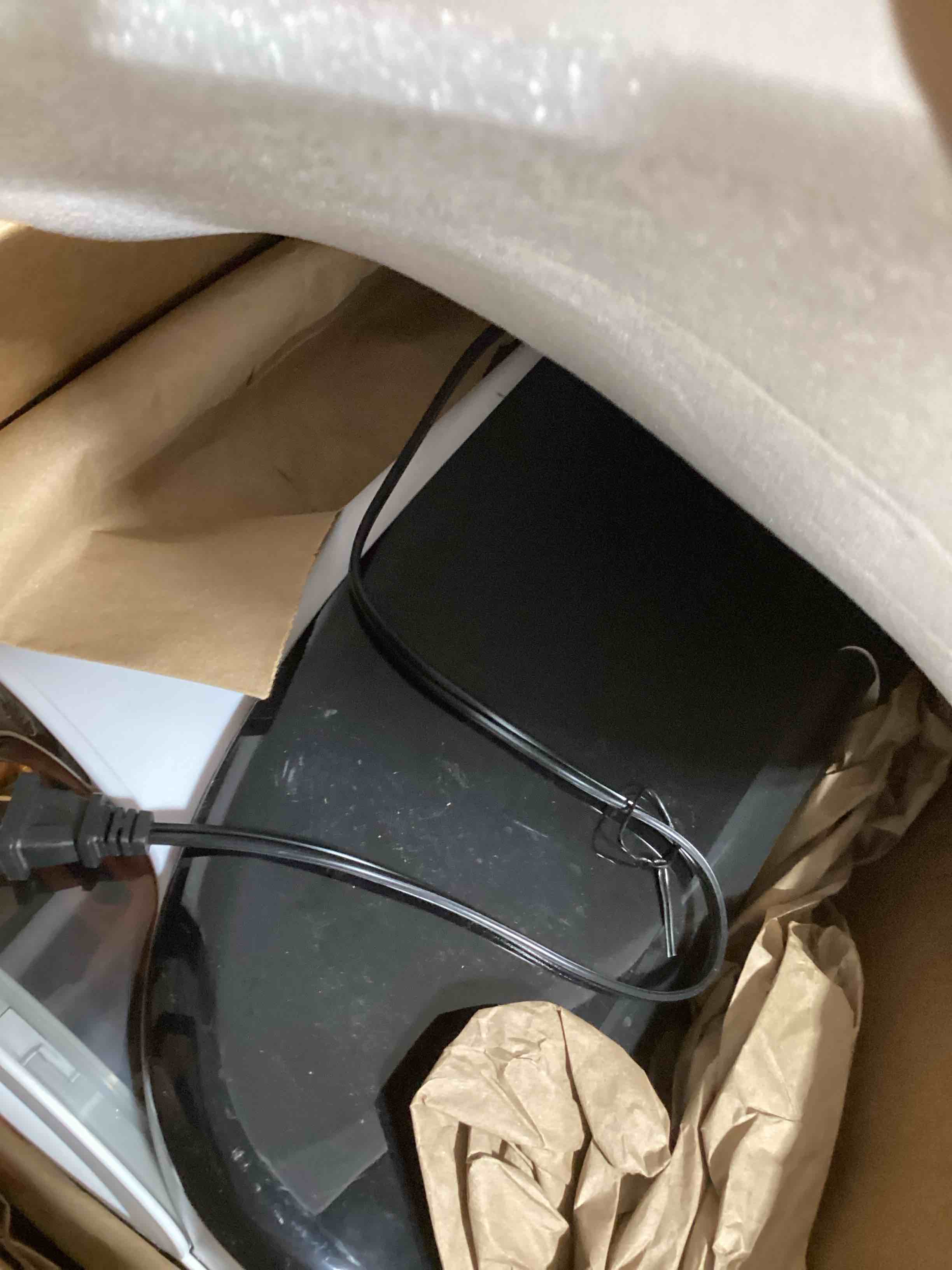 https://s3.amazonaws.com/lotting-images-prod/bidfta/PPE3210476_1761060089114.jpeg