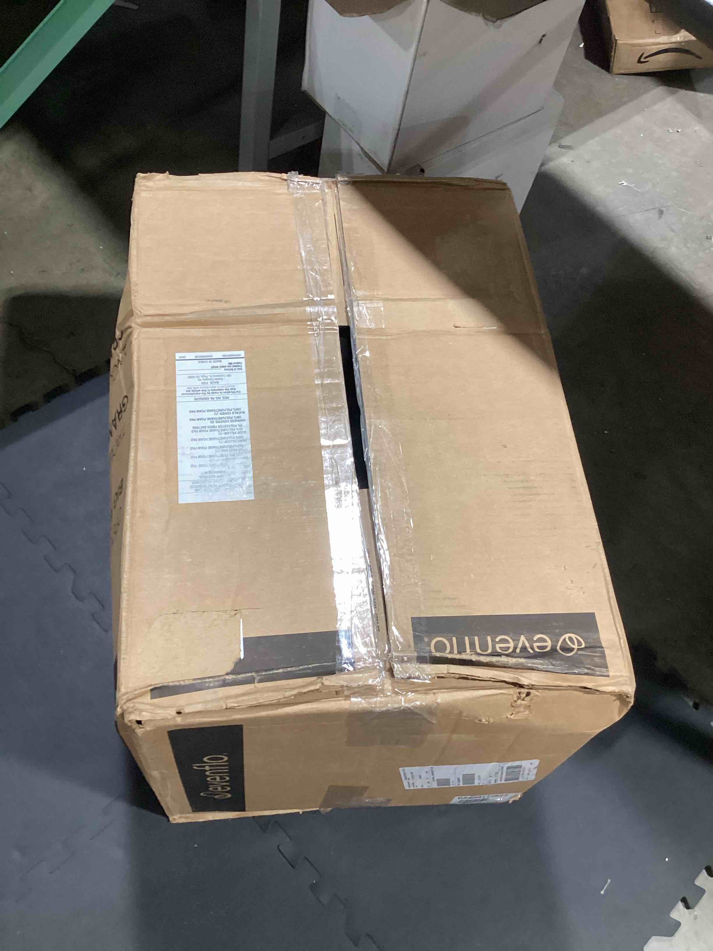 https://s3.amazonaws.com/lotting-images-prod/bidfta/PPE3210485_1761063236220.jpeg