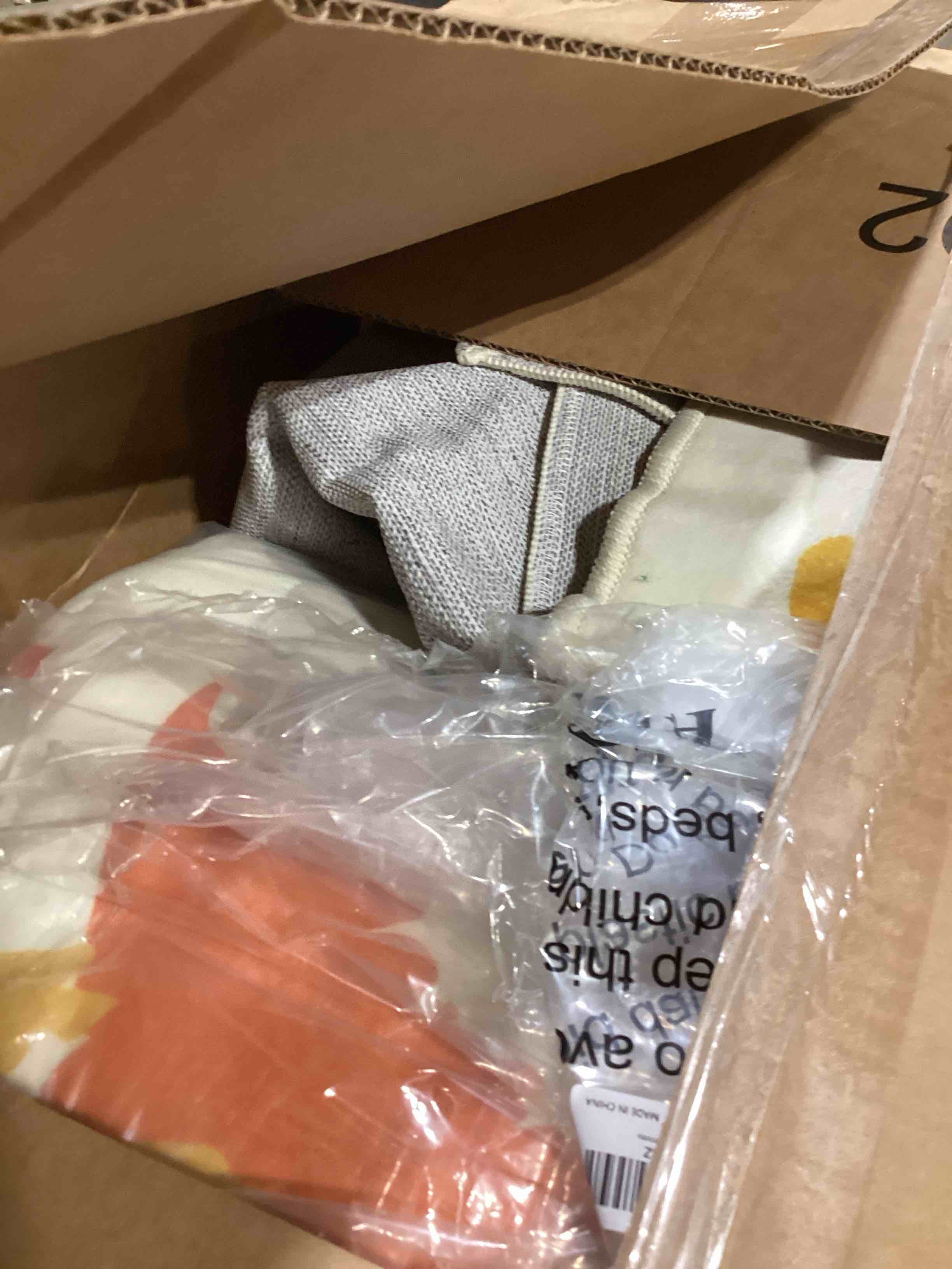 https://s3.amazonaws.com/lotting-images-prod/bidfta/PPE3210526_1761067251449.jpeg