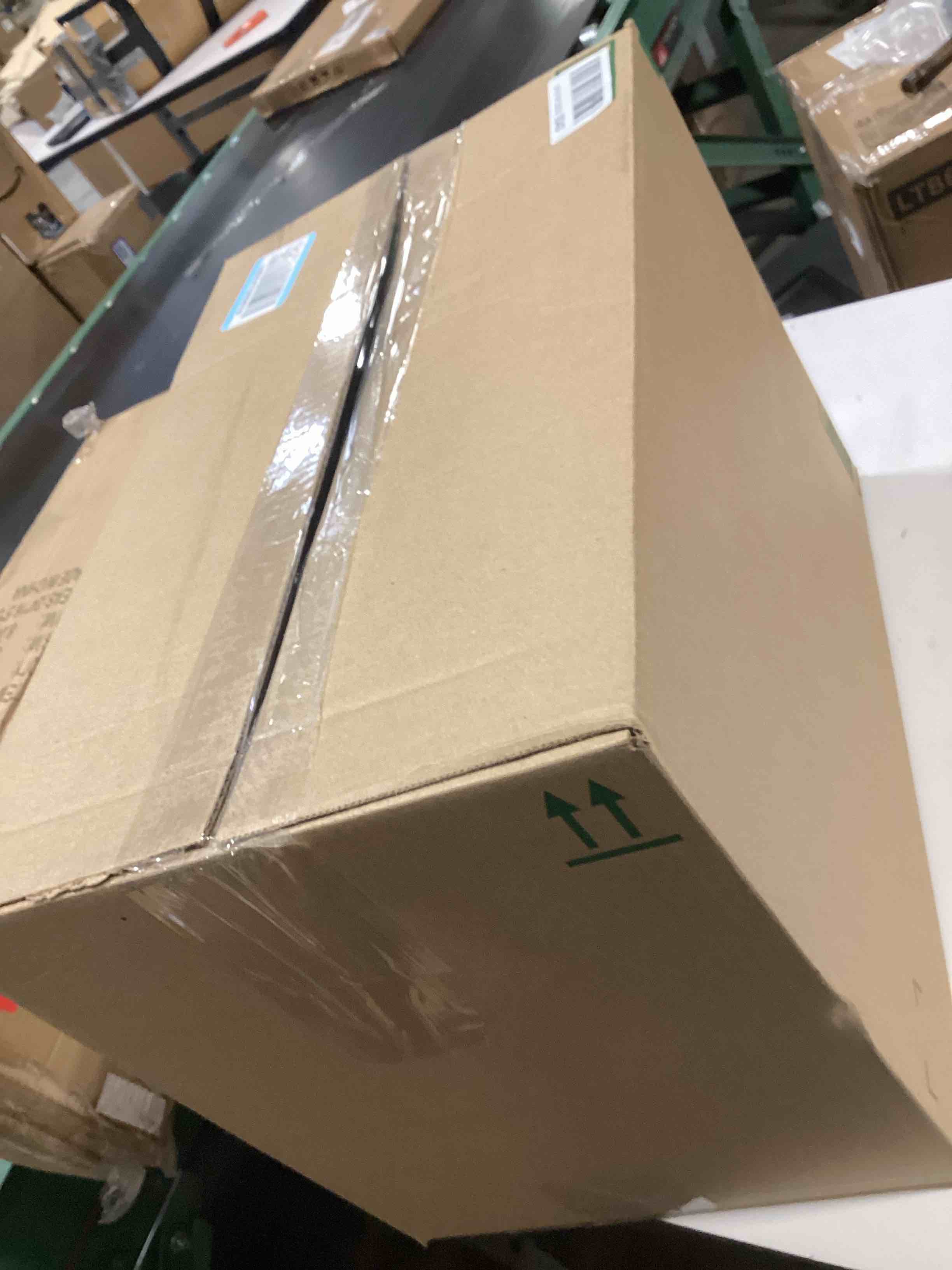 https://s3.amazonaws.com/lotting-images-prod/bidfta/PPE3210547_1761068890811.jpeg