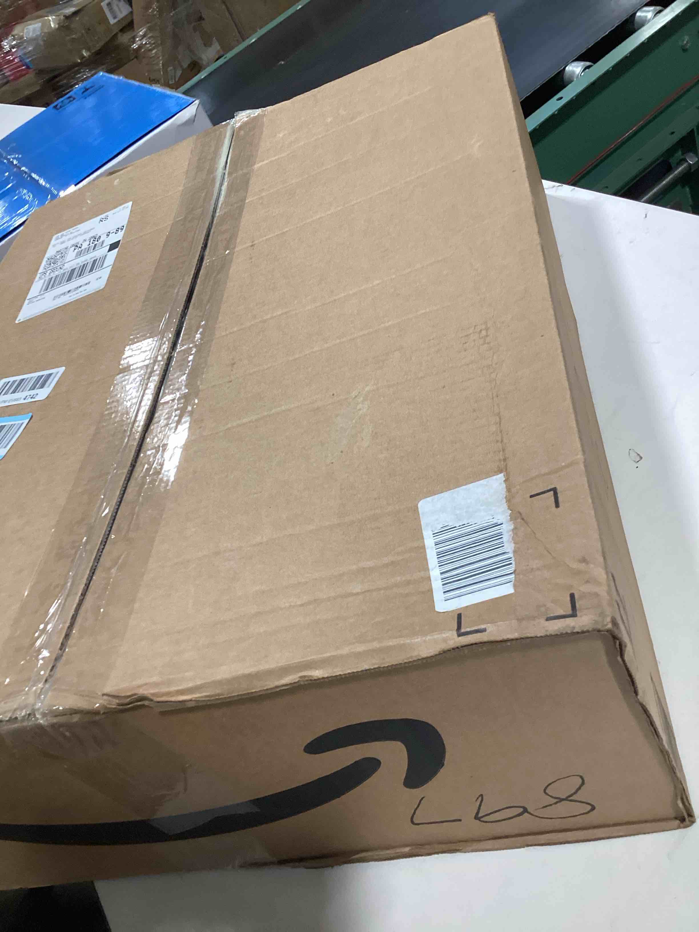 https://s3.amazonaws.com/lotting-images-prod/bidfta/PPE3210549_1761069019278.jpeg