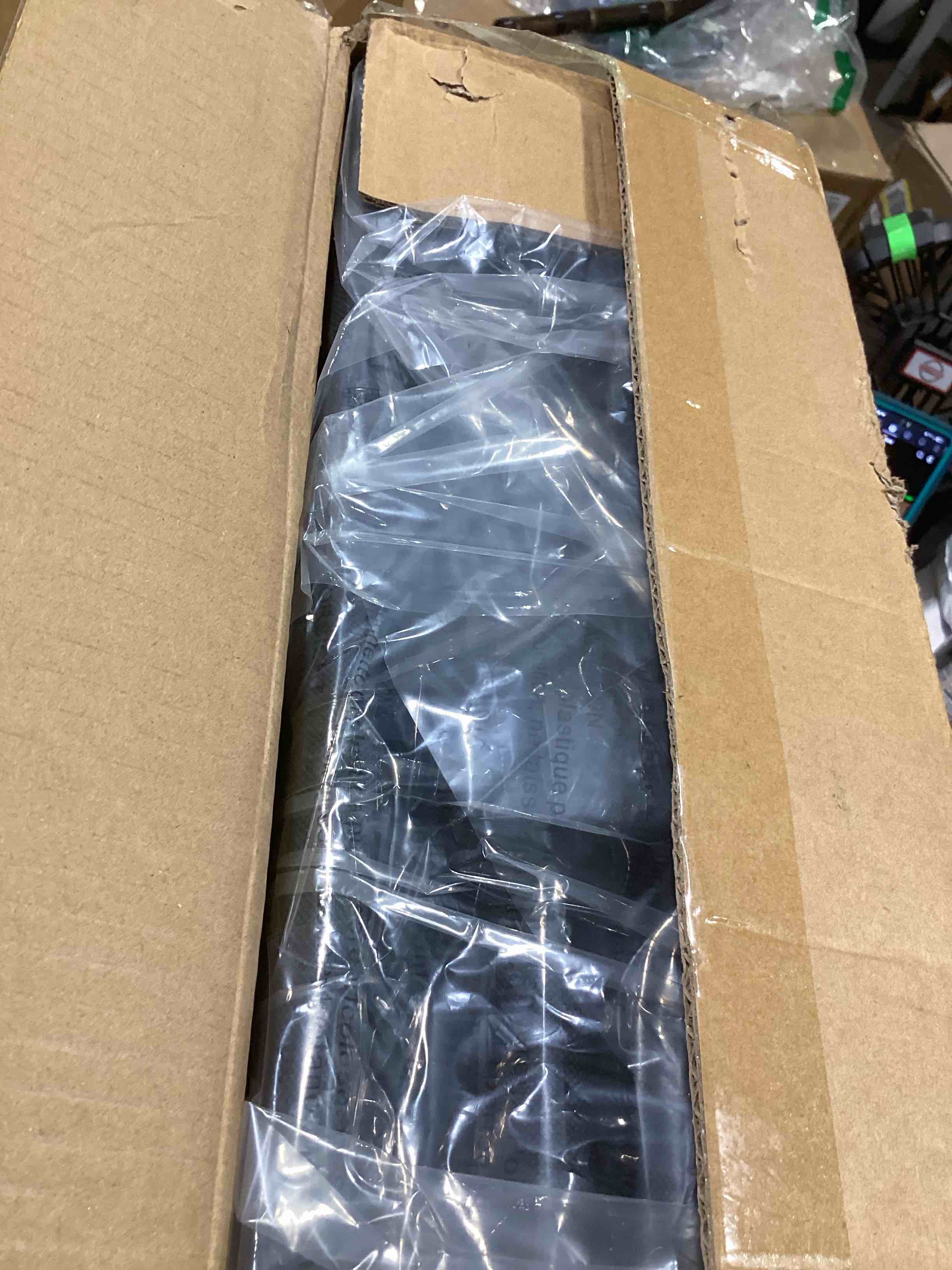 https://s3.amazonaws.com/lotting-images-prod/bidfta/PPE3210560_1761069383415.jpeg