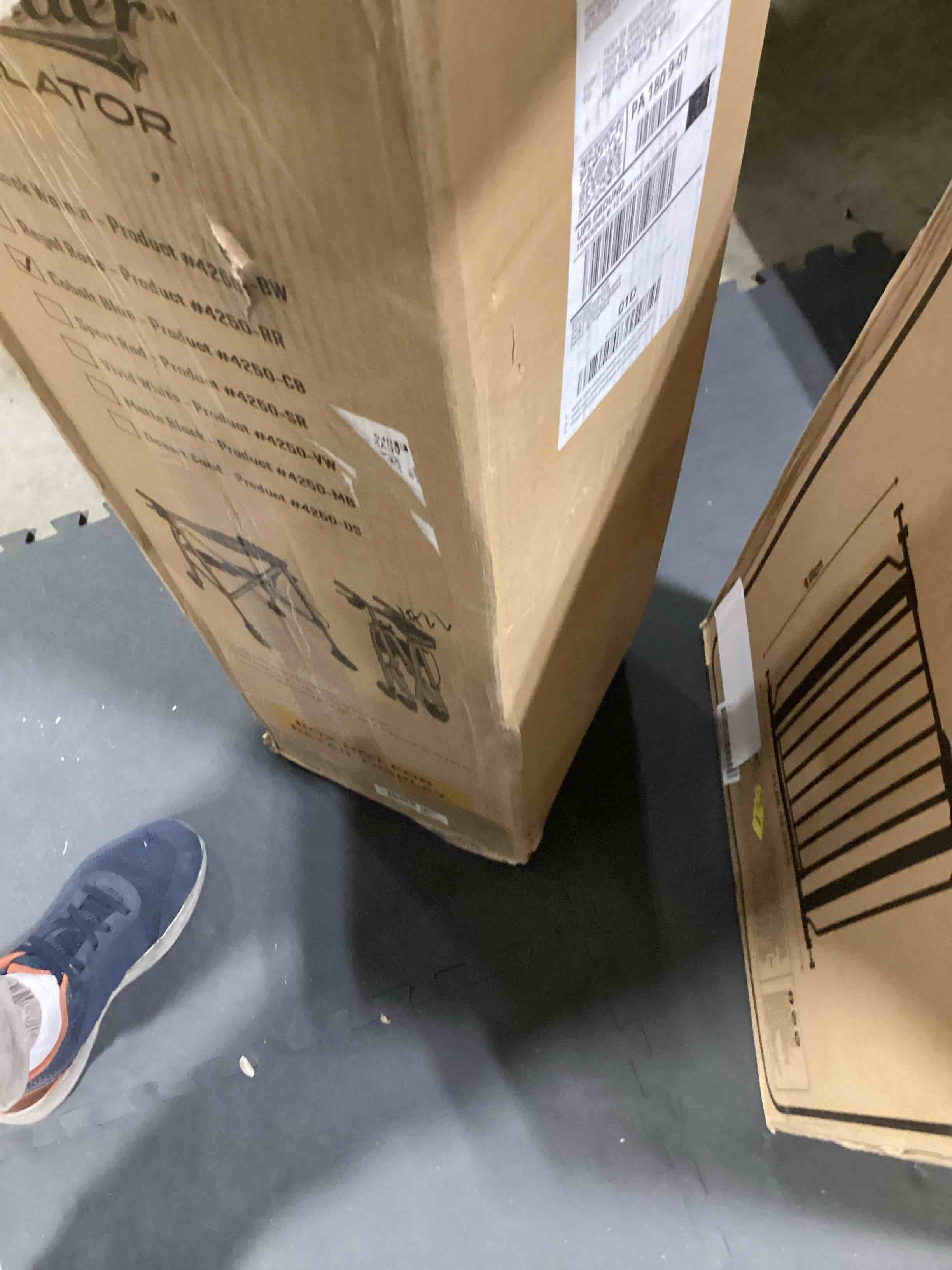 https://s3.amazonaws.com/lotting-images-prod/bidfta/PPE3210592_1761073363796.jpeg