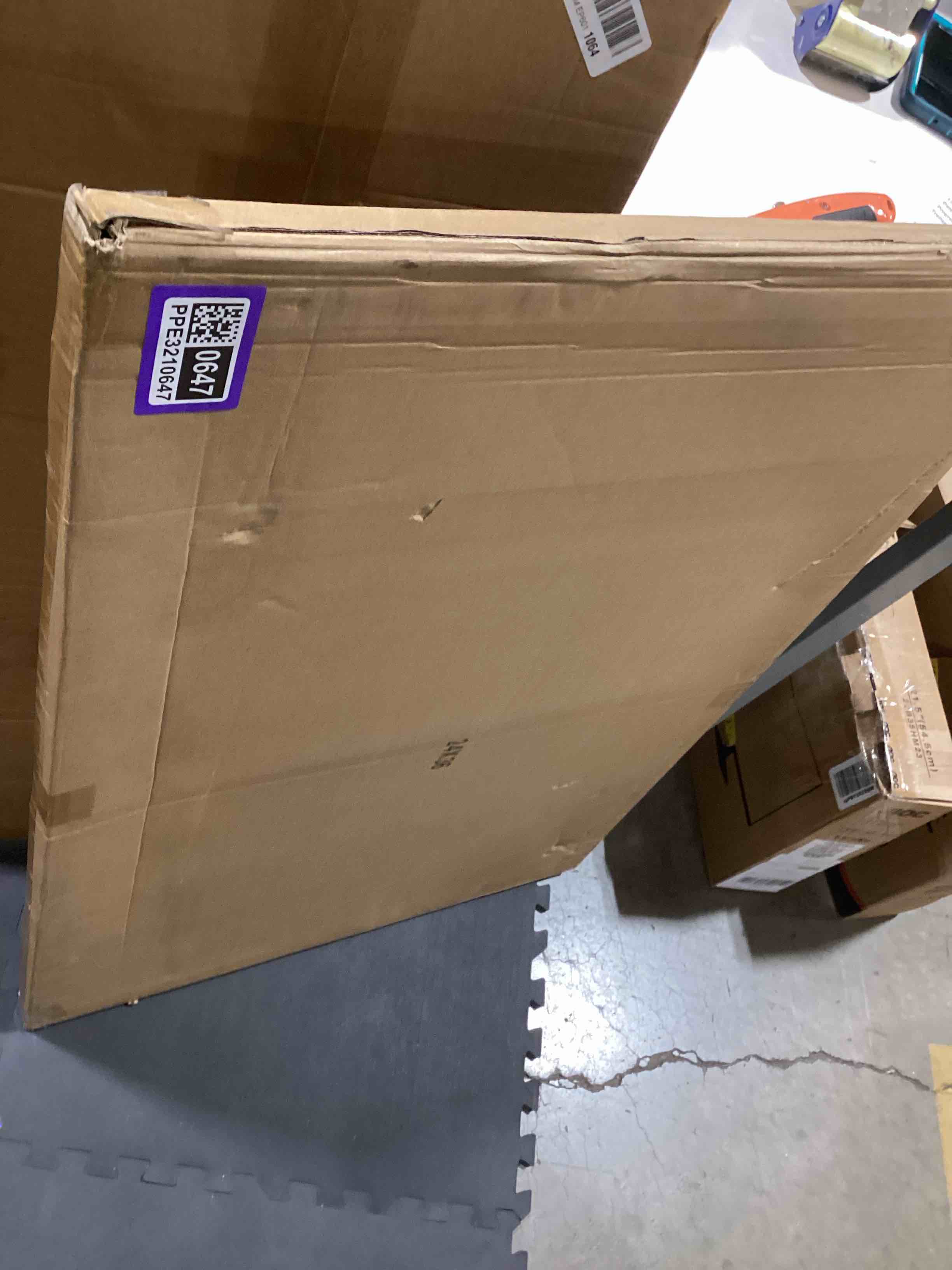 https://s3.amazonaws.com/lotting-images-prod/bidfta/PPE3210647_1761136478627.jpeg