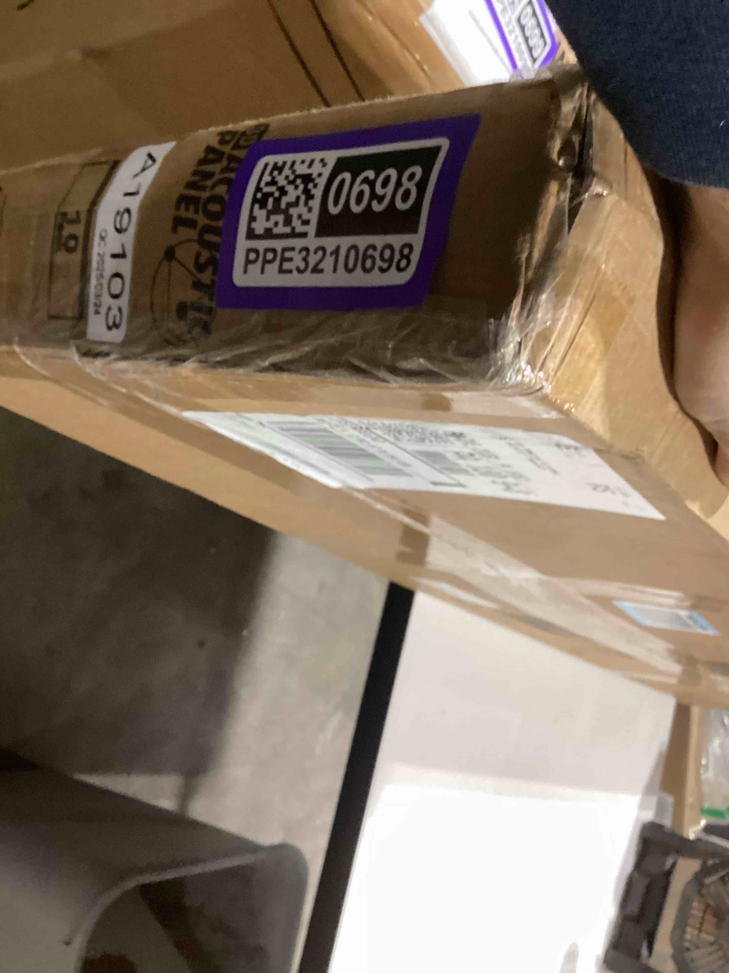 https://s3.amazonaws.com/lotting-images-prod/bidfta/PPE3210698_1761142789219.jpeg