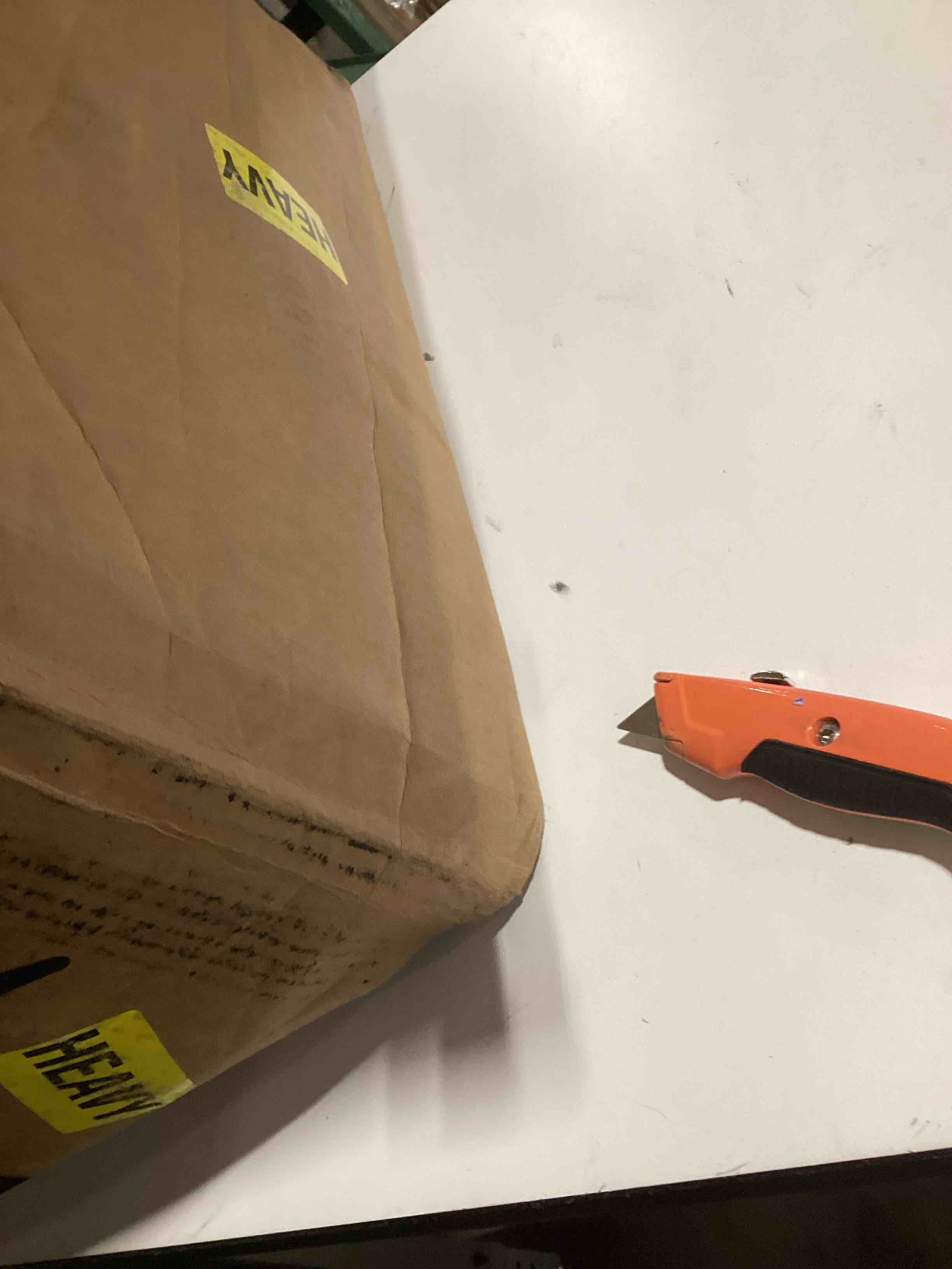 https://s3.amazonaws.com/lotting-images-prod/bidfta/PPE3210814_1761217866155.jpeg