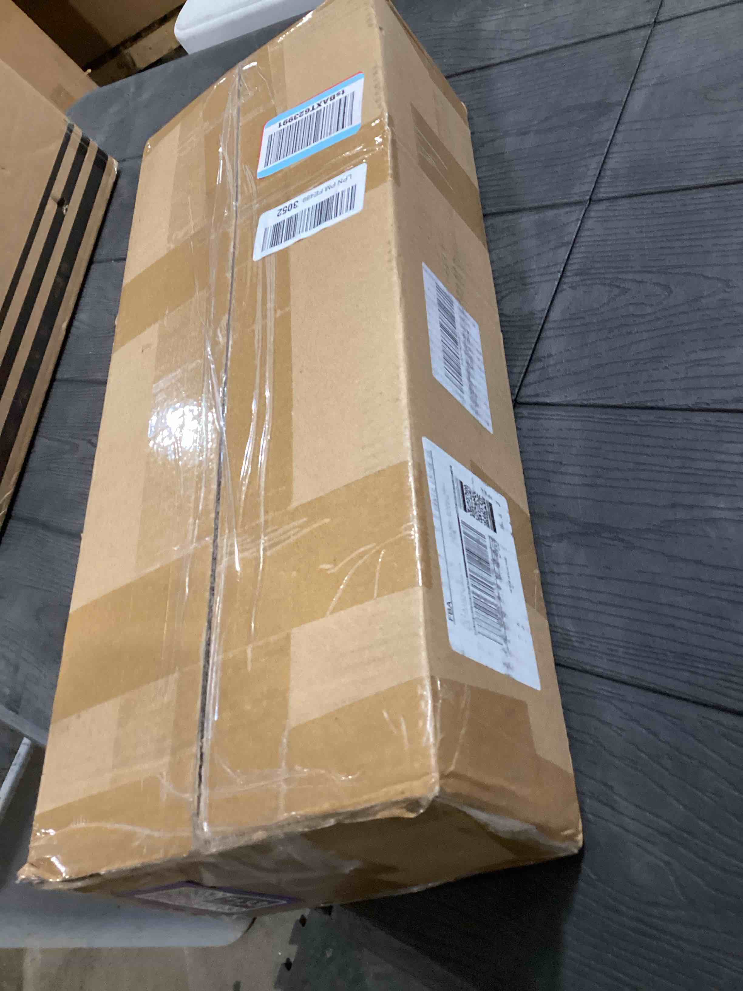 Condition photo showing Good Condition for Ladder Extender for Stairs, Heavy-Duty Ladder Levelers for Extension Ladders, Non-Slip Design, 10.2"- 16.5" Adjustable Height, 20"L x 7.5"W Platform for Extension/Straight/Telescopic Ladders Standard, 10.2"- 16.5" Height