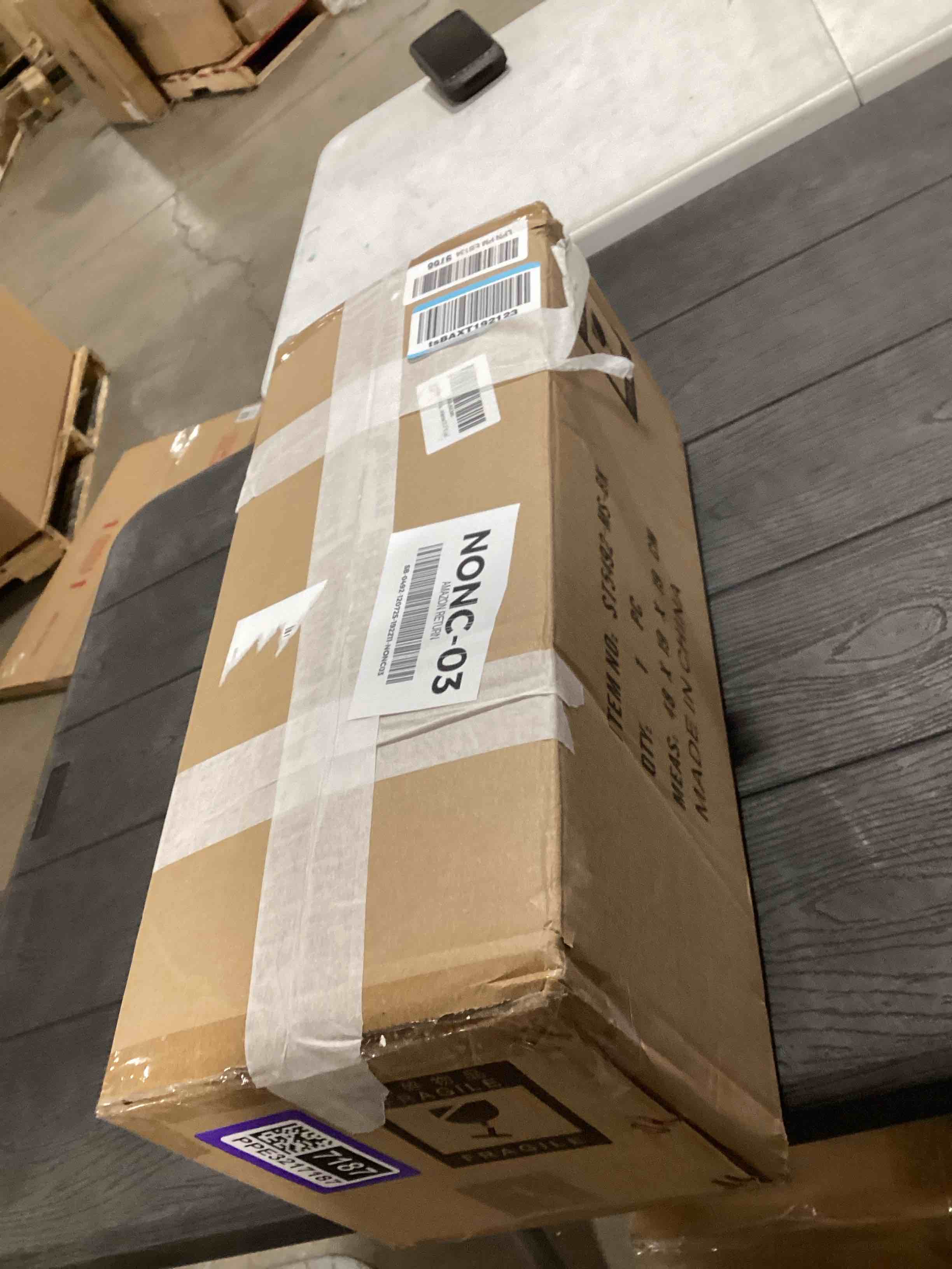 Condition photo showing Good Condition for Outdoor Post Light Fixture - Aluminum Lamp Posts Outdoor Lighting, Outdoor Lightpost Lantern with 3-Inch Pier Mount Base Outside Pole Lighting for Porch Garnden (17.3''H, 1 pc)