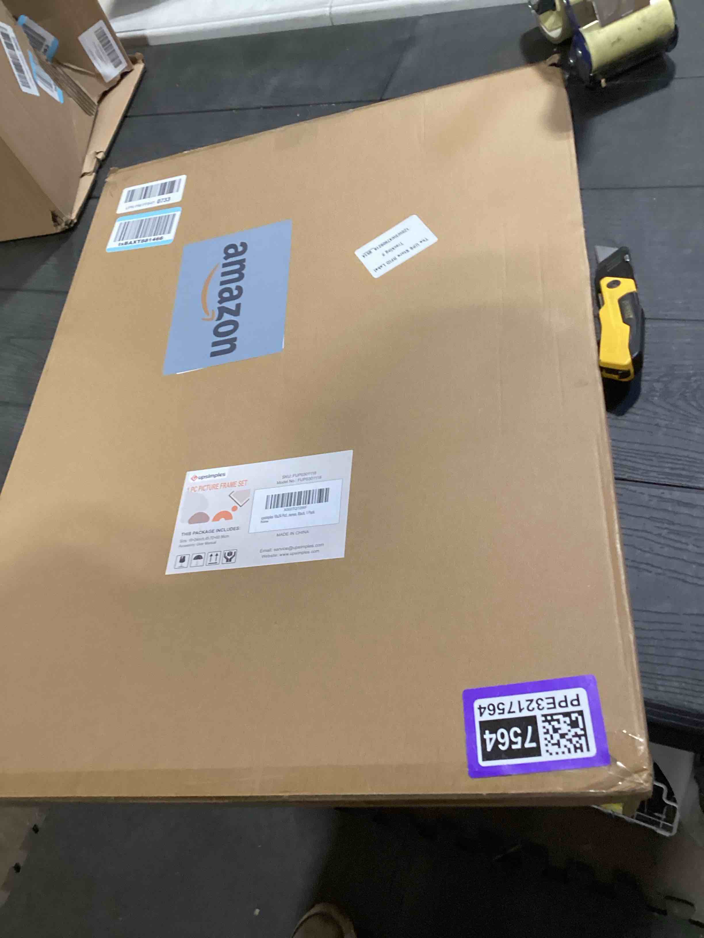 Condition photo showing Good Condition for upsimples 18x24 Picture Frame, Display Pictures 16x20 with Mat or 18 x 24 Without, Wall Hanging Poster Frames, Black, 1 Pack Black 18x24