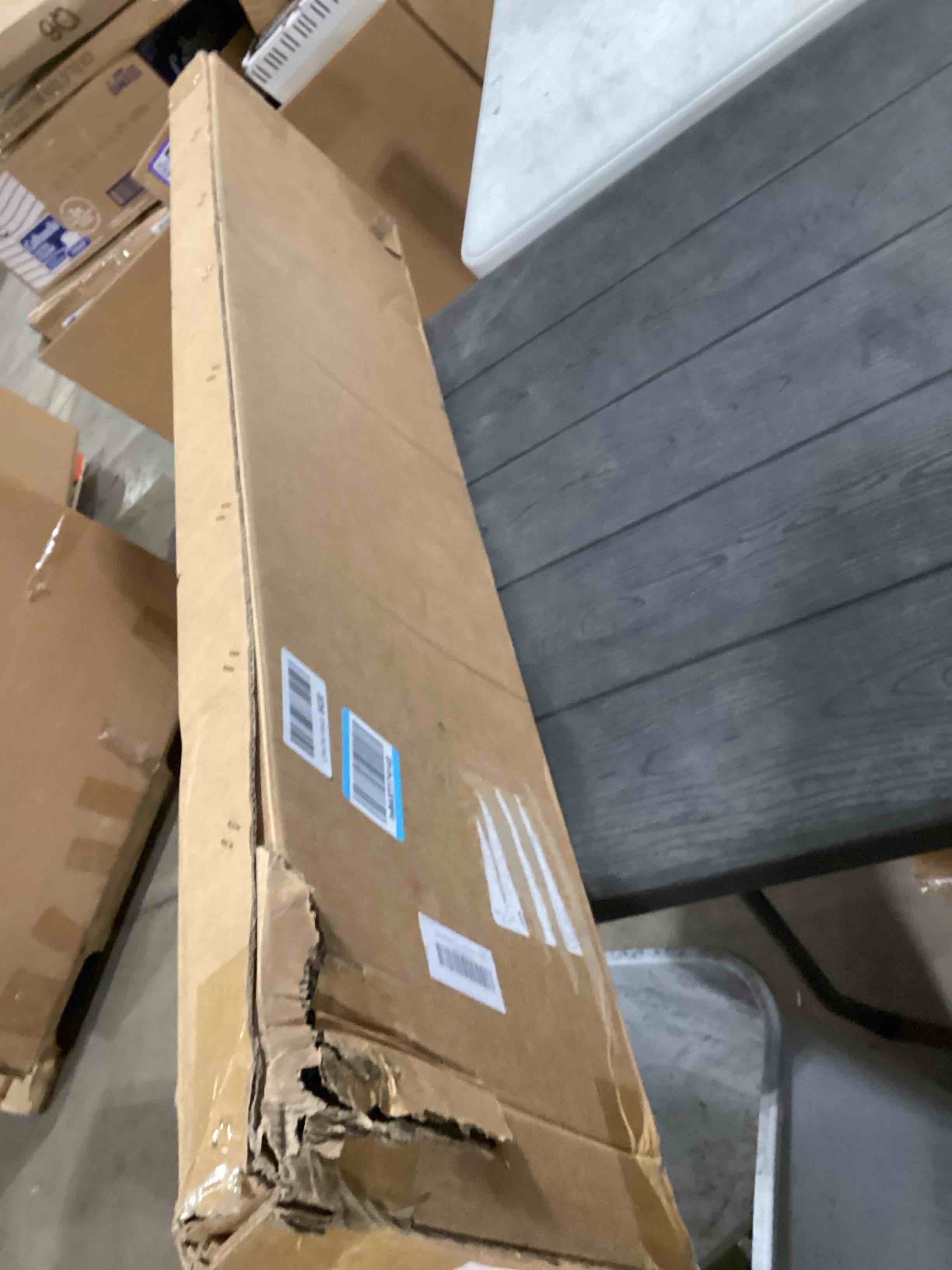 Condition photo showing Good Condition for Cargo Cover Compatible with Volvo XC60 2018-2025 Trunk Cover Retractable Rear Trunk Security Cover XC60 Accessories Shielding Shade Privacy Screen XC60 Cargo Cover