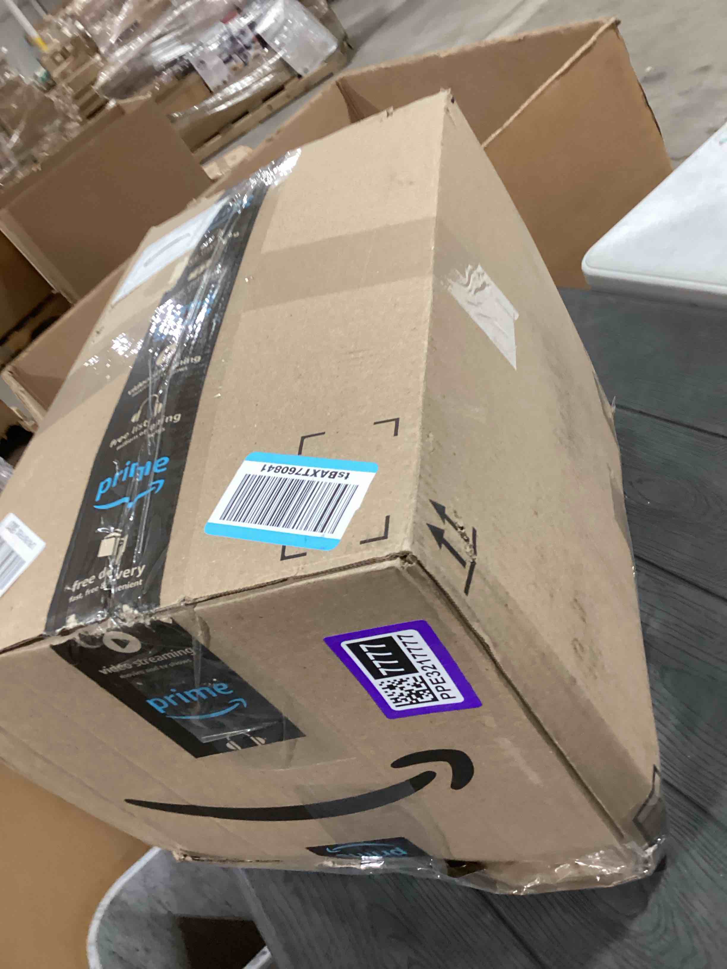 Condition photo showing Good Condition for Amazon Basics Dog Bed with Cooling Gel Memory Foam, Pressure-Relief Support for Dogs up to 90lbs, Non-Slip Bottom, Machine Washable Cover, Extra Large Sized (41" x 29"), Grey Mattress Bed Extra Large Grey