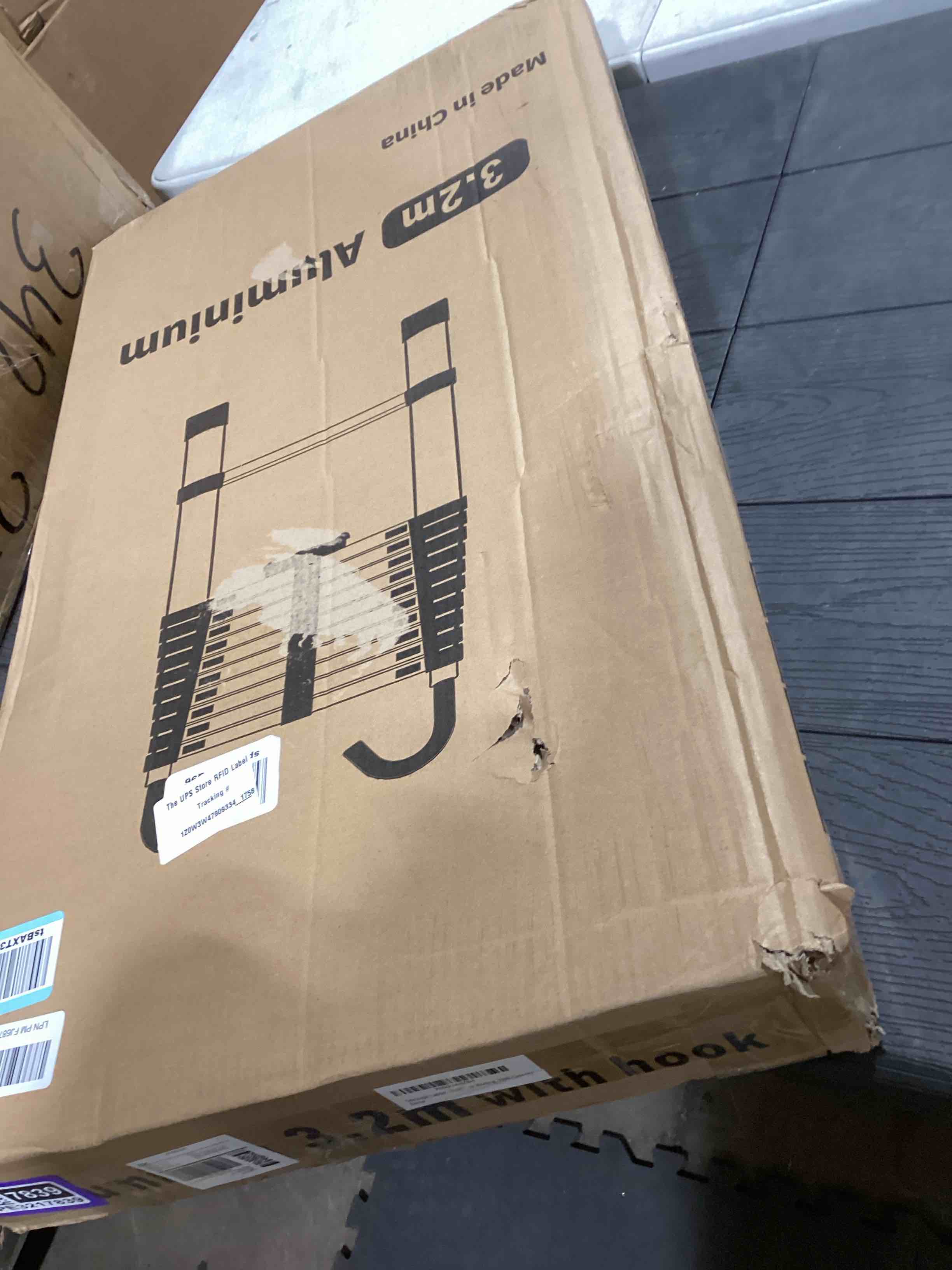 Condition photo showing Good Condition for RIKADE 3.2 m Extendable Ladder, Aluminium Telescopic Ladder with Removable Hook, Multi-Purpose Ladder, Made Aluminium, Portable Extension Ladder, Max Load 150 kg / 330 lbs Silver Aluminum 10.5 FT