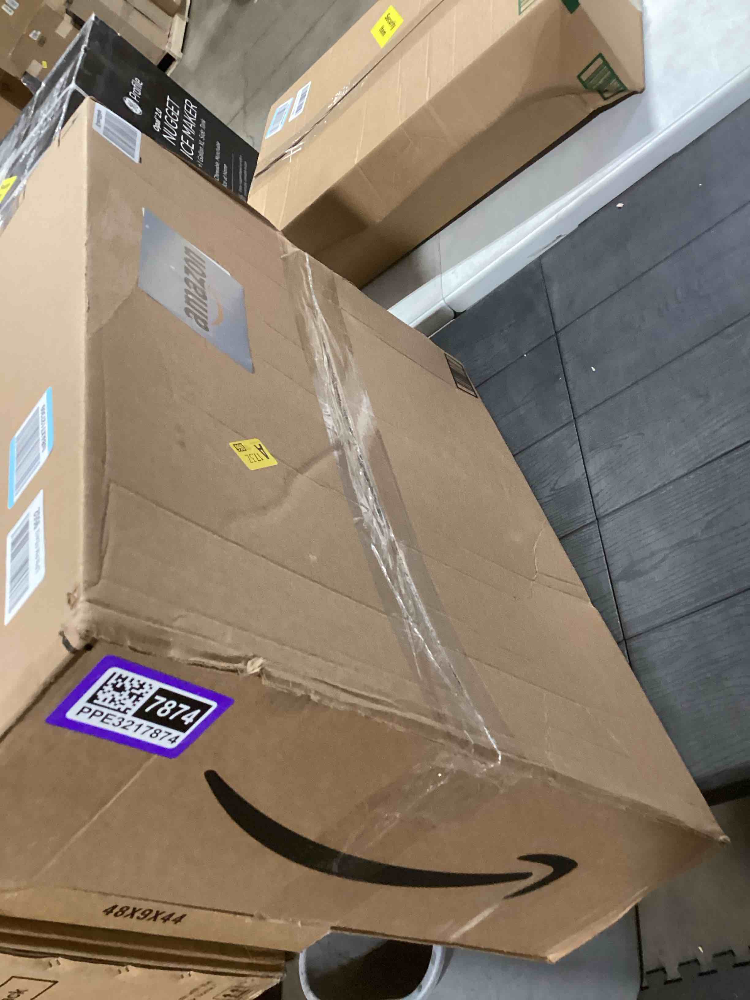 Condition photo showing Good Condition for Beberoad 2 in 1 Dog Bath Tub Dog Washing Station for Bathing and Grooming, Elevated Collapsible Foldable Portable Shower Bathtub for Small Dogs Cats Pet, Indoor and Outdoor Gray