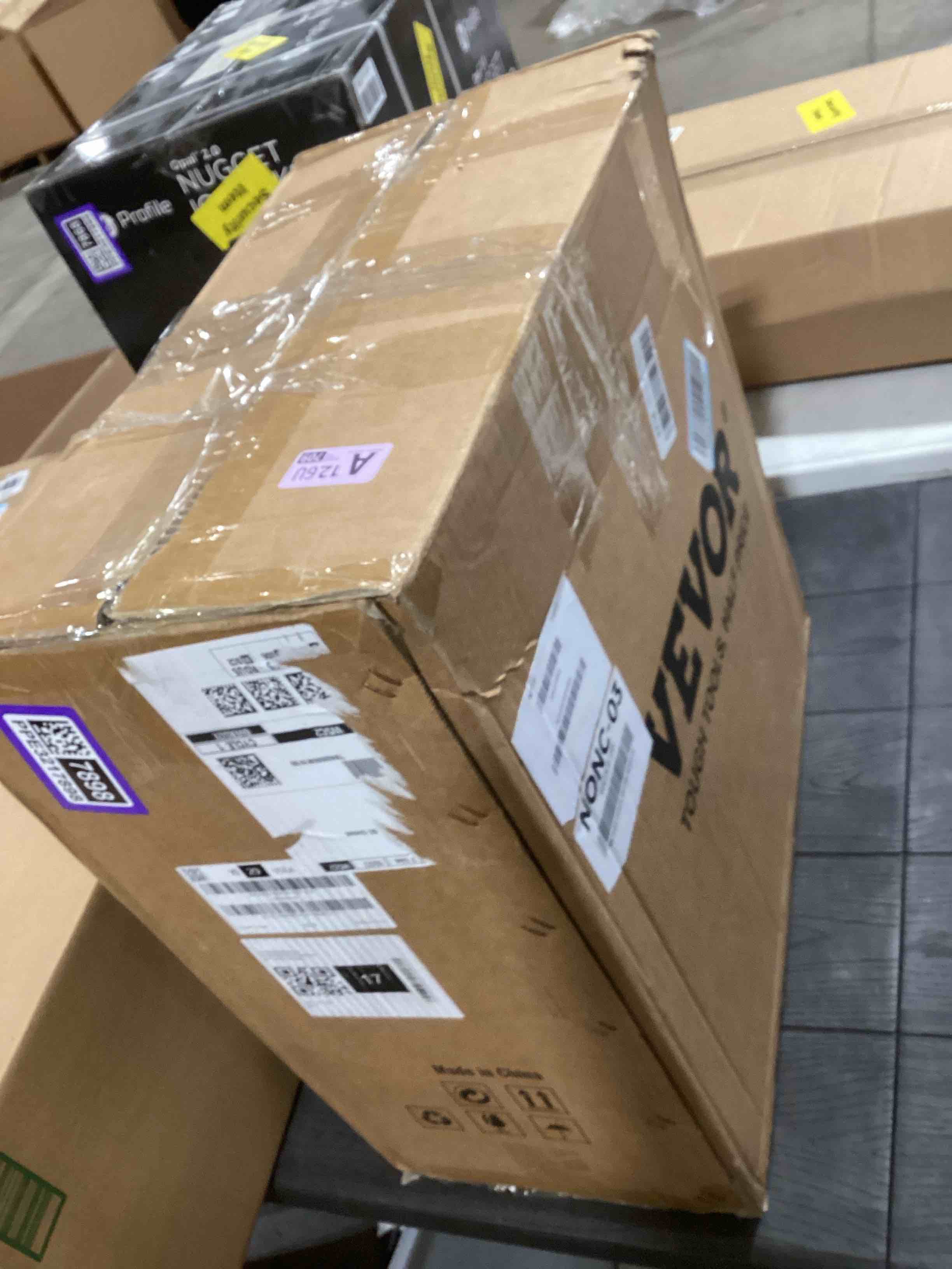 Condition photo showing As Is for VEVOR 18 inch Wall Mount Fan Oscillating, 3-speed High Velocity Max. 4000 CFM Industrial Wall Fan for Indoor, Commercial, Residential, Warehouse, Greenhouse, Workshop, Basement, Black, ETL Listed 18 Inch Oscillating