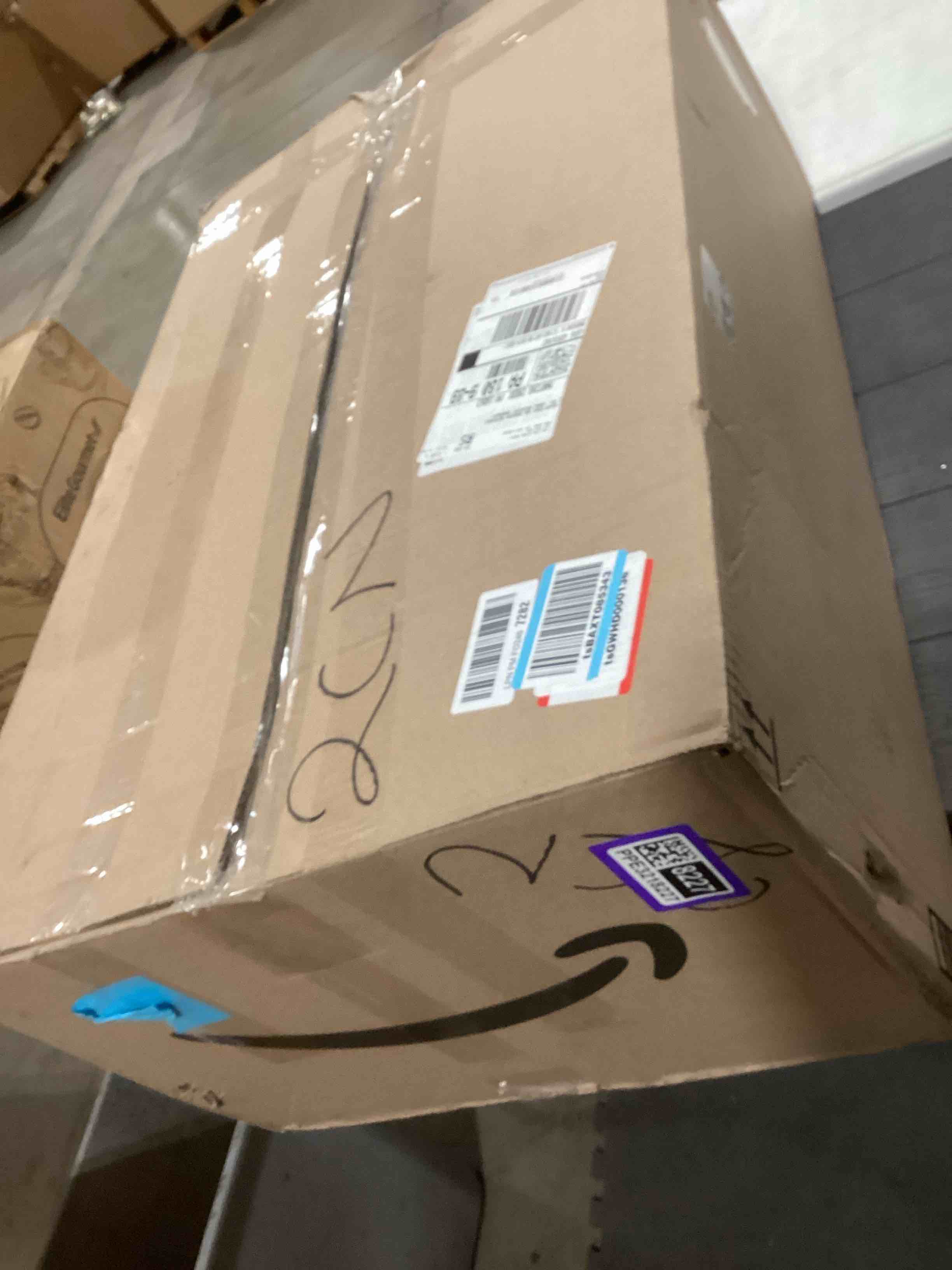 Condition photo showing Good Condition for Intelligent Design Large Floor Pillow for Adults Yoga or Meditation Cushion with Handle, Floor Cushion for Board Games, Lustrous Chenille Tufted, Handsewn Scalloped Edge, Azza, 24" x 24" x 5" Ivory 24"W x 24"L x 5"H Square Ivory With Handle