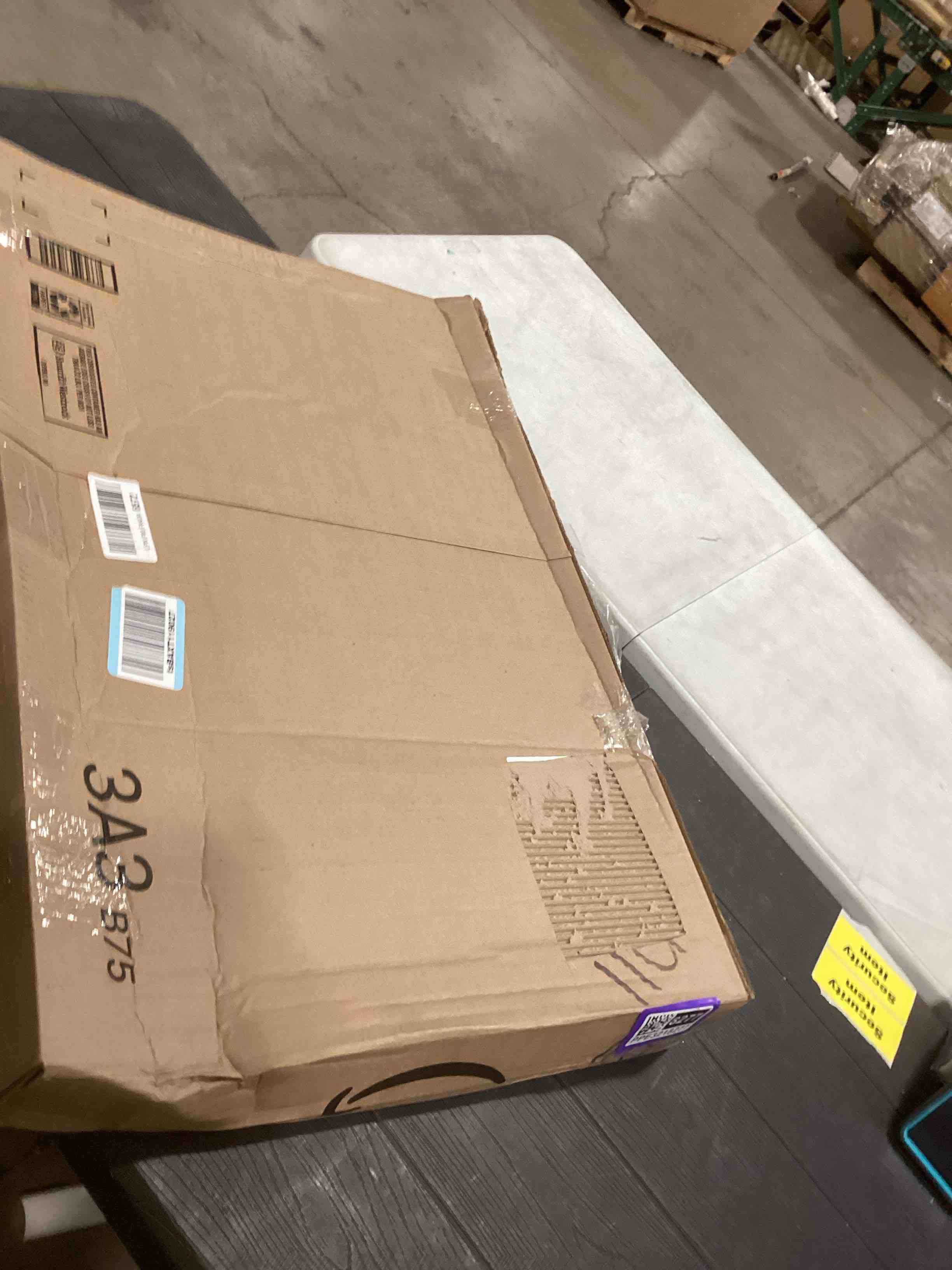 Condition photo showing Good Condition for United Ortho 61020 3-Panel Knee Immobilizer, 20" Navy 20" Immobilizer