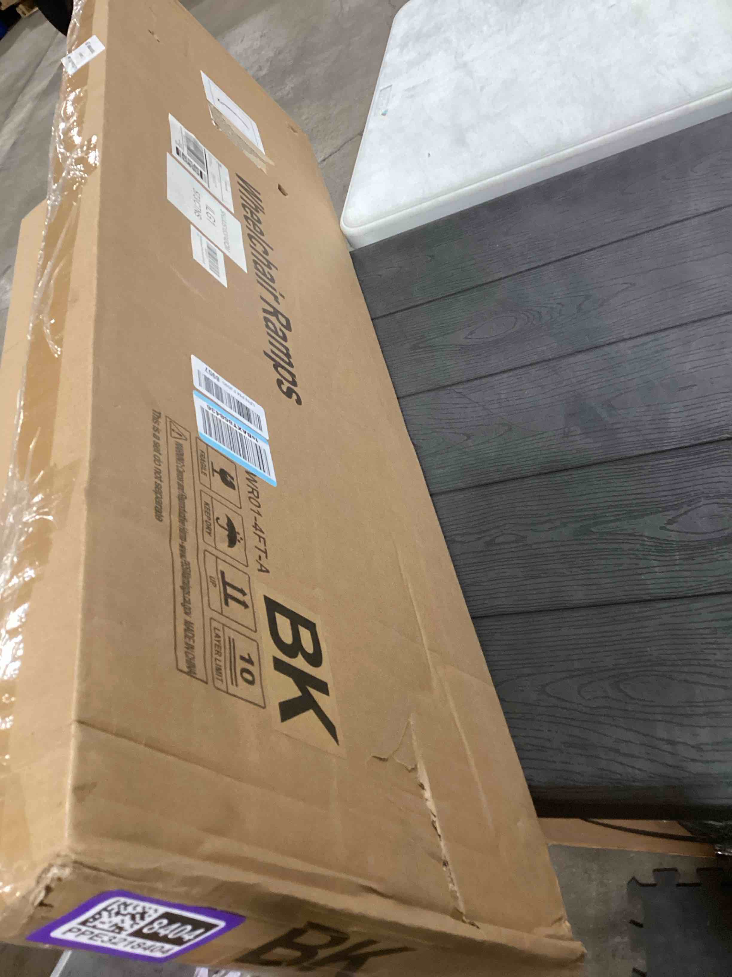 Condition photo showing Good Condition for Black Aluminum Ramp 4FT, With Non-Slip Surface Wheelchair Ramp, Folding Portable Wheelchair Ramps for Home Steps,Scooter Ramp for Car, Stairs, Doorways, Curbs, 800 LBS Weight Capacity, 28.3" W x 48''L Metal 4FT(Using height 4-12'')