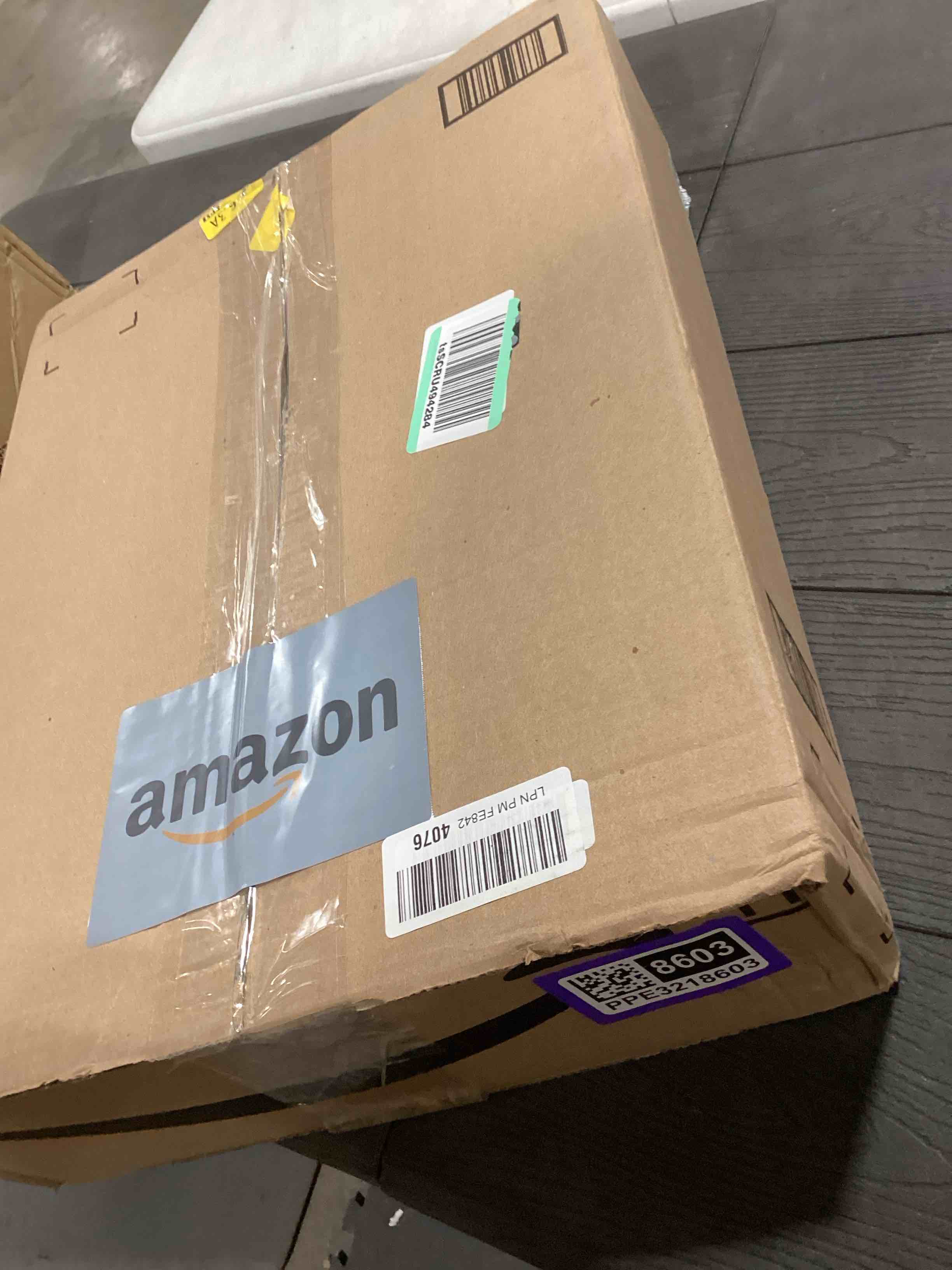 Condition photo showing As Is for Homeforia 11x17 Brown Picture Frame, High End Dark Oak 11x17 Poster Wood Frame with Mat 8x12 Print, 11 x 17 Wooden Walnut Frame Matted to 8 x 12 Photo, 17x11 Frames, Tempered Glass, Wall Kit, Set of 1 Pack of 1 Wood Brown Oak 11x17